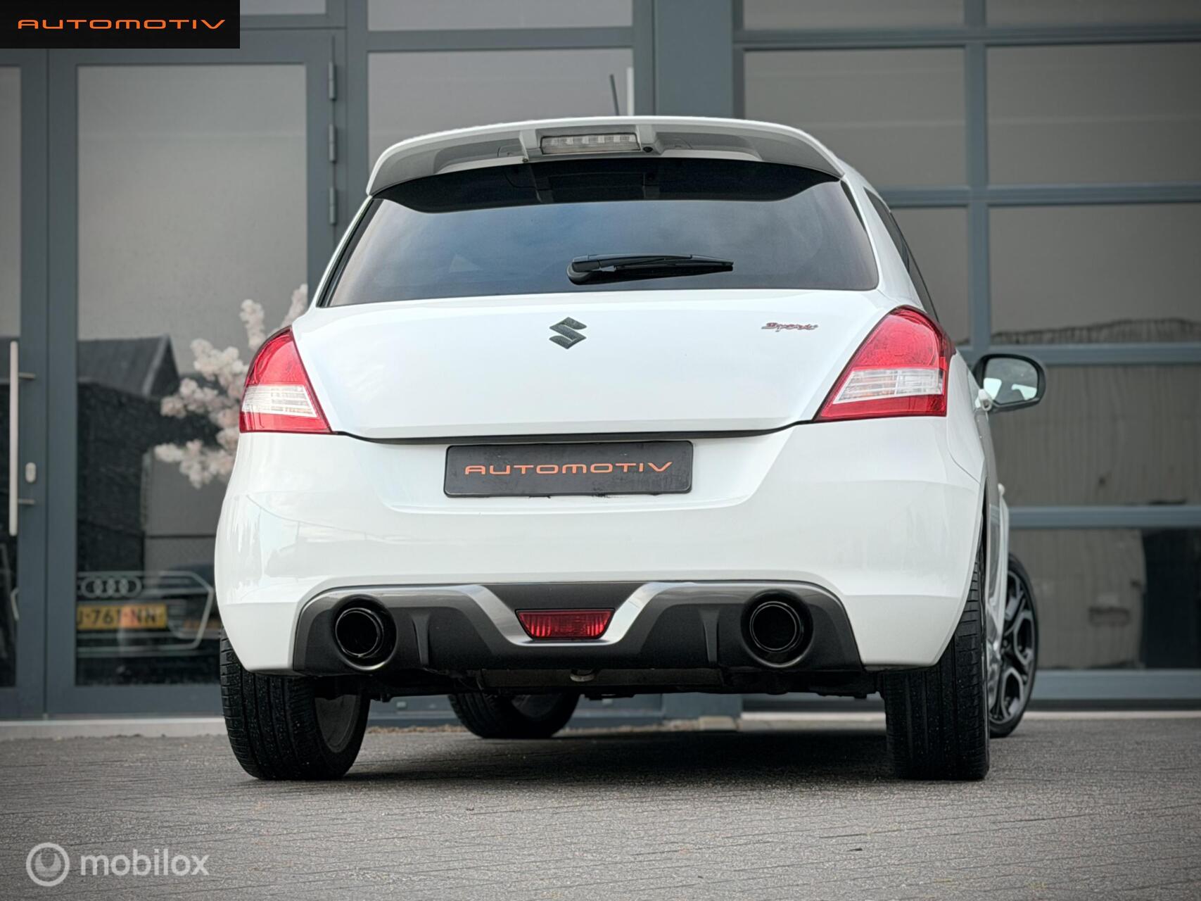 Foto van Suzuki Swift Sport