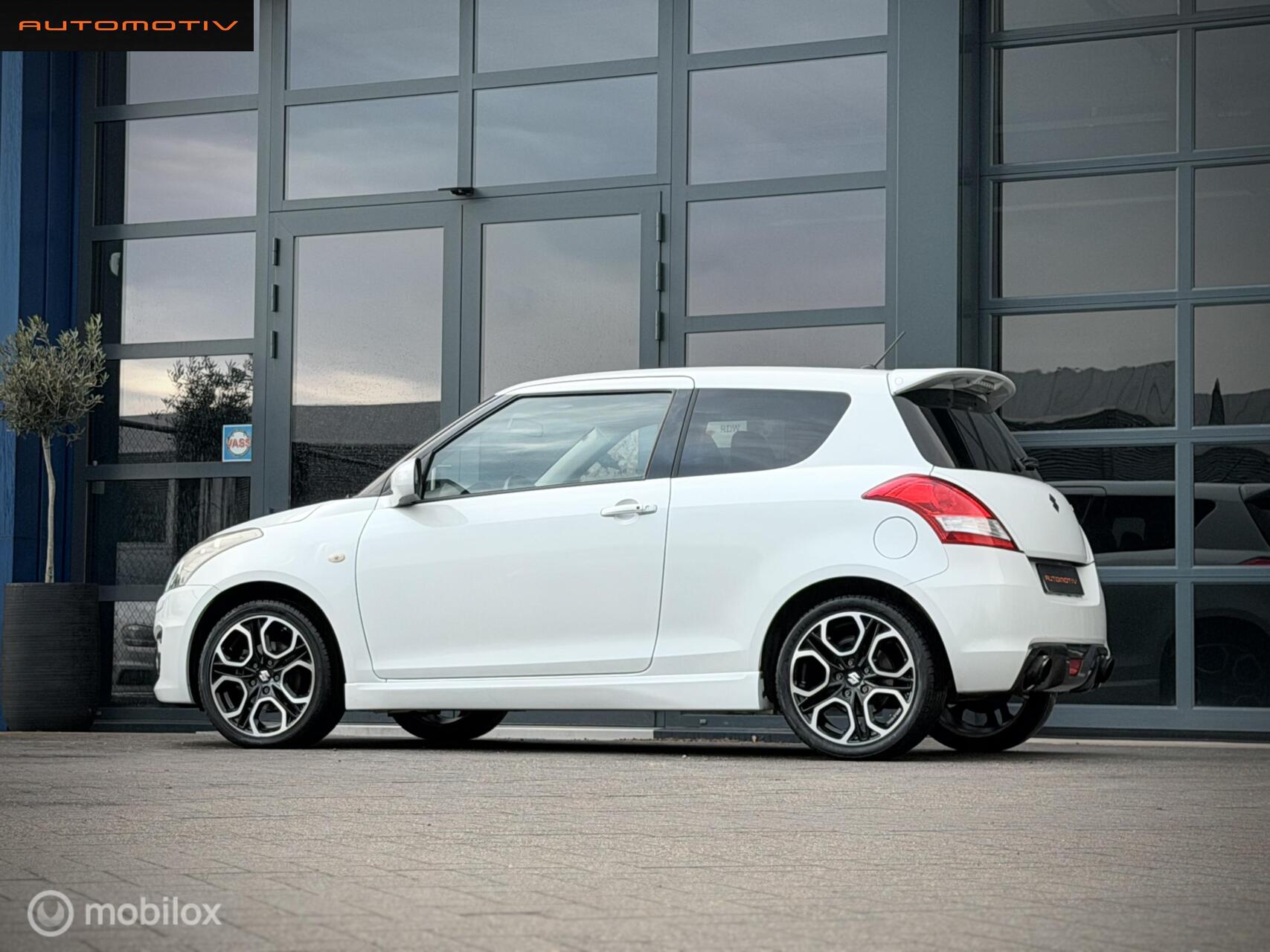 Foto van Suzuki Swift Sport