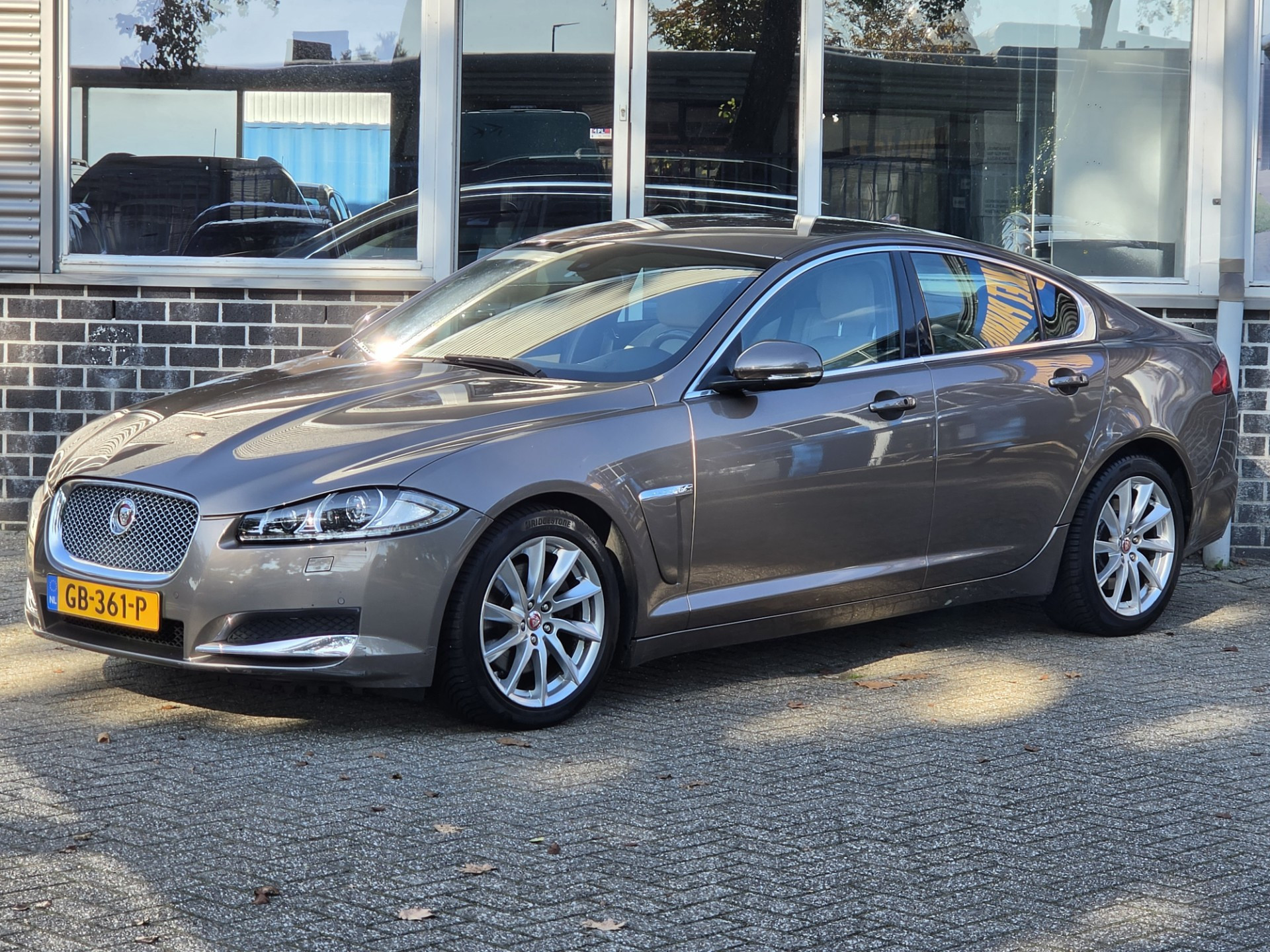 Foto van Jaguar Jaguar XF