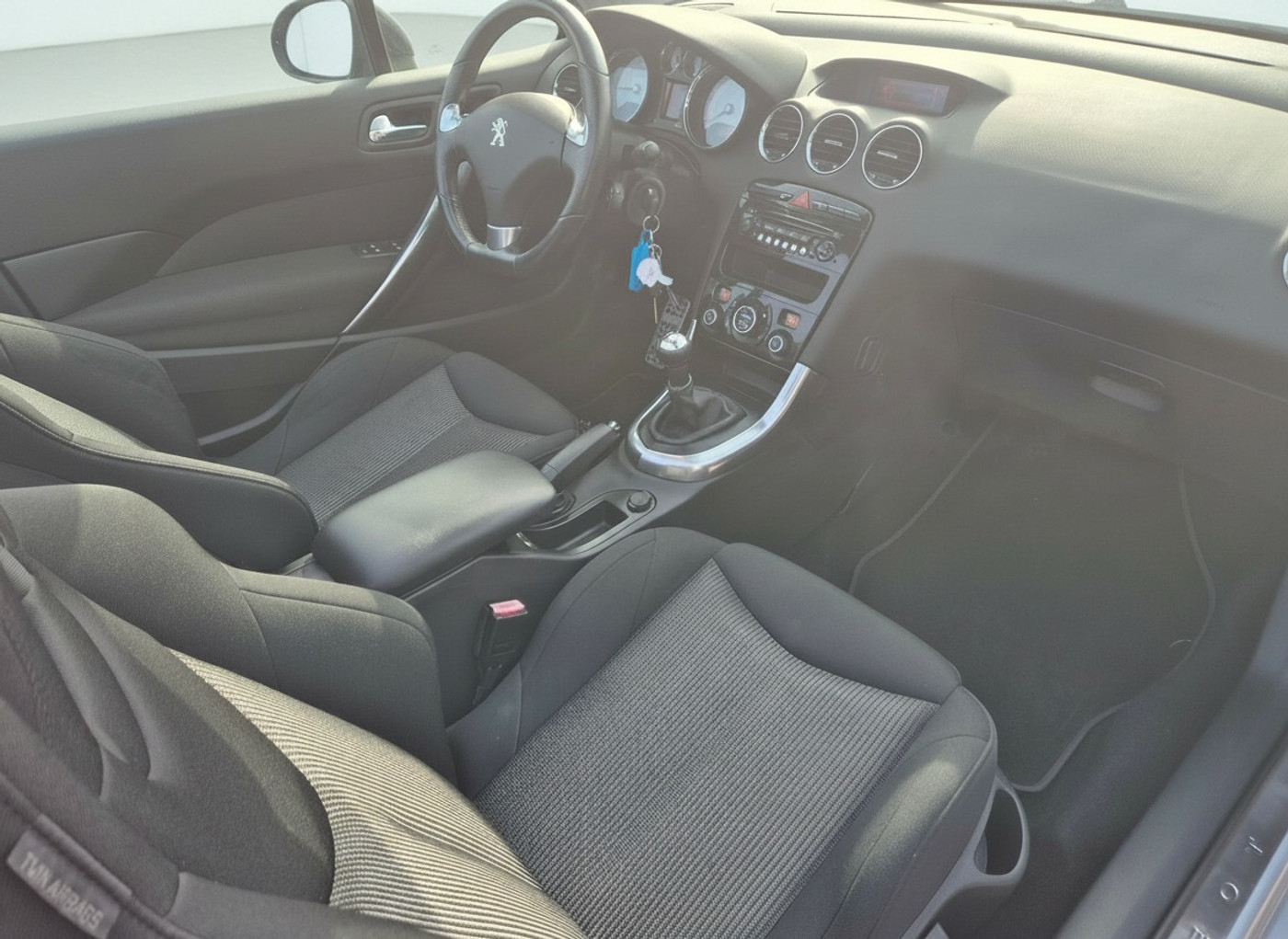 Foto van Peugeot 308 CC