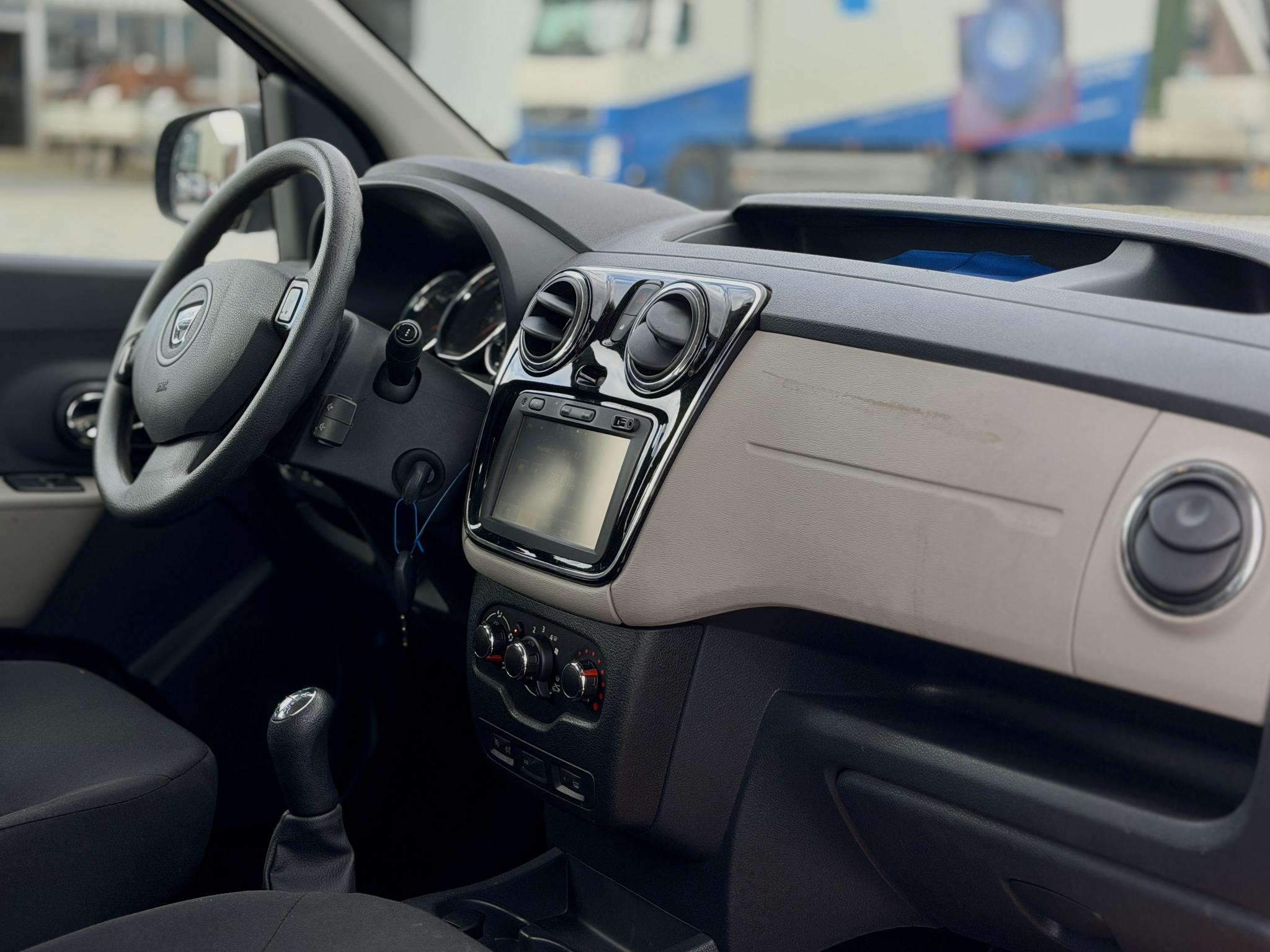 Foto van Dacia Dokker