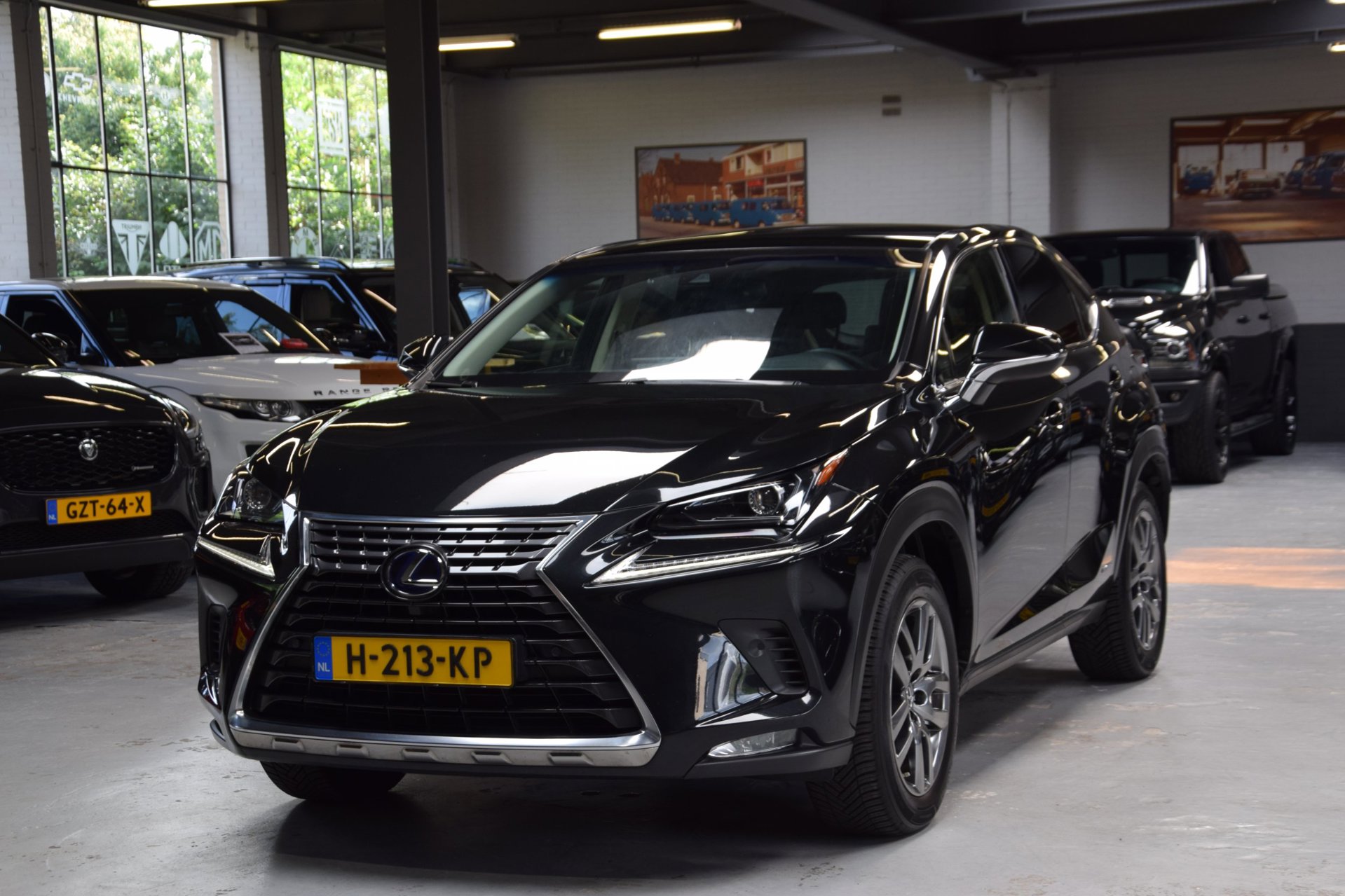 Foto van Lexus Lexus Nx300h