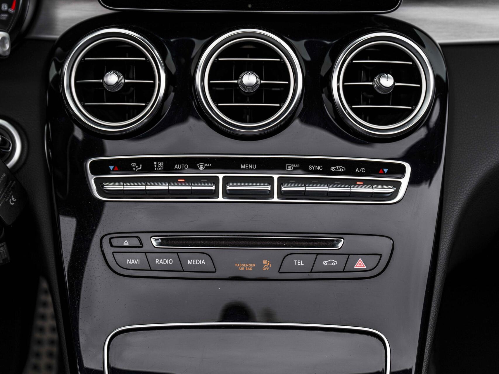 Foto van Mercedes-Benz AMG C 43
