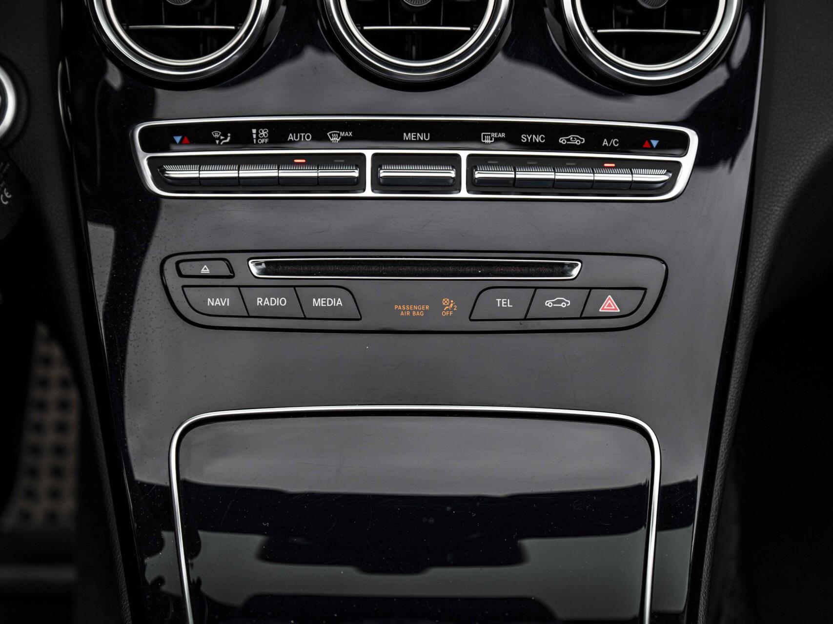 Foto van Mercedes-Benz AMG C 43