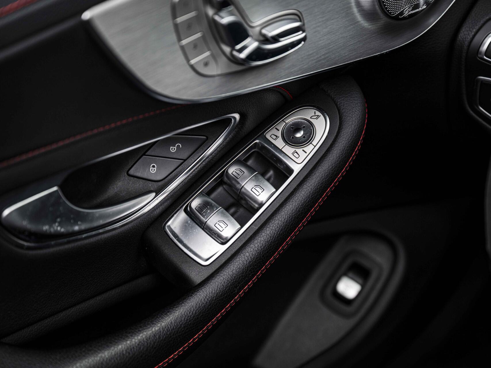 Foto van Mercedes-Benz AMG C 43