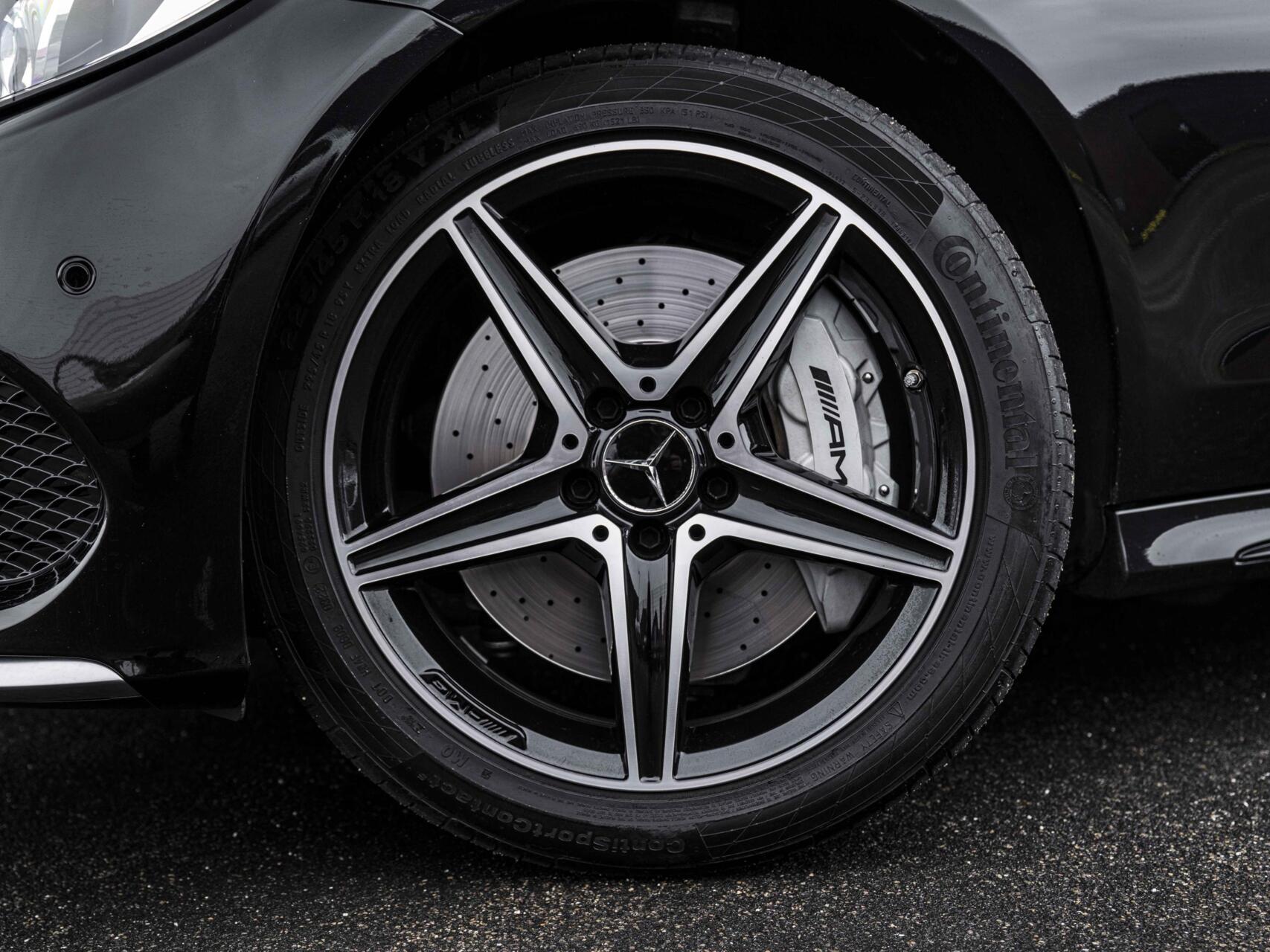 Foto van Mercedes-Benz AMG C 43