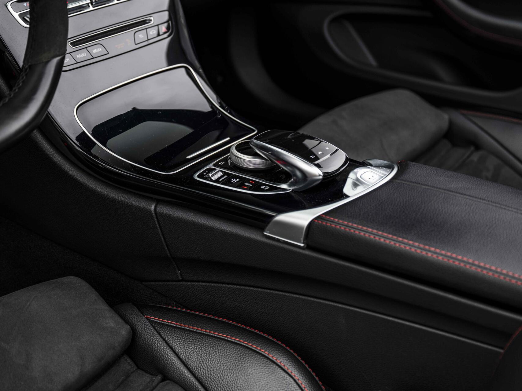 Foto van Mercedes-Benz AMG C 43