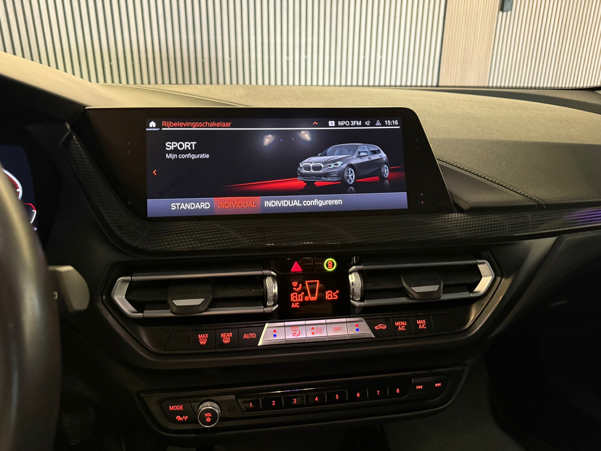 Foto van BMW 118i