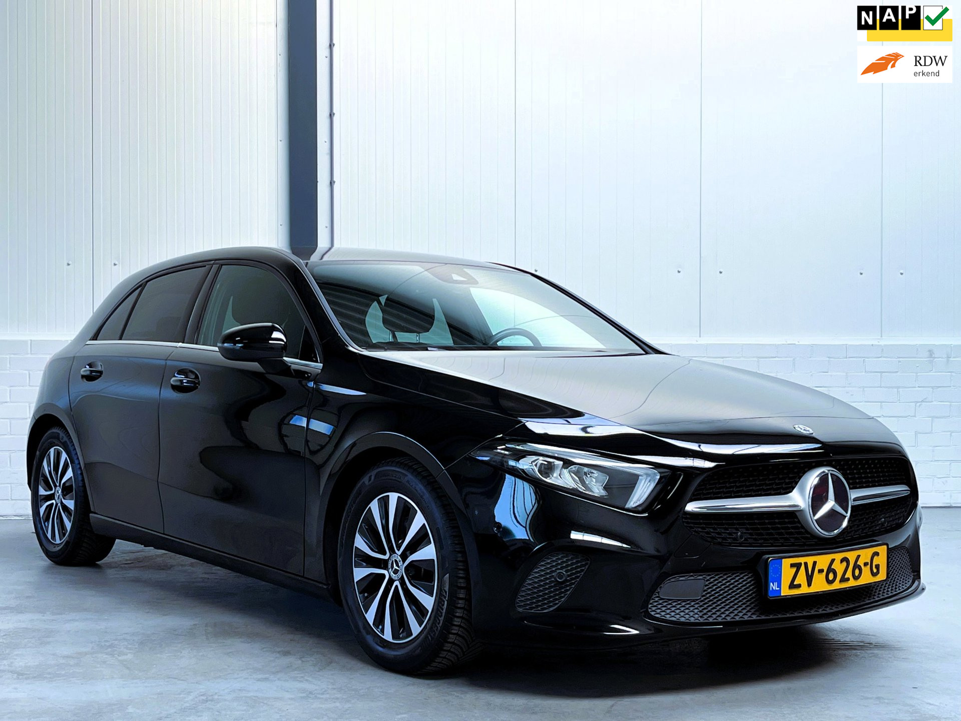 Mercedes-Benz A 160 160 Business Solution|LED|Widescreen|Org NL 2019 - voorkant