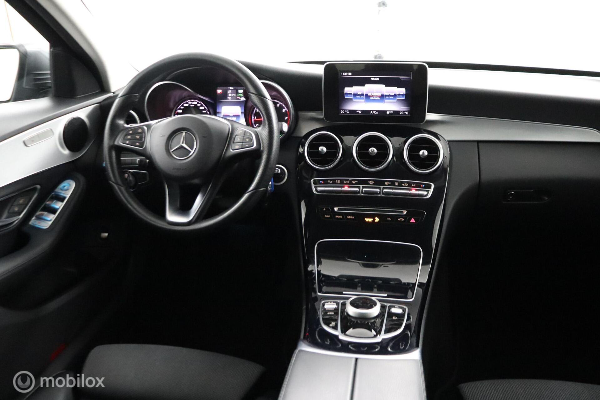 Foto van Mercedes-Benz C 350 E
