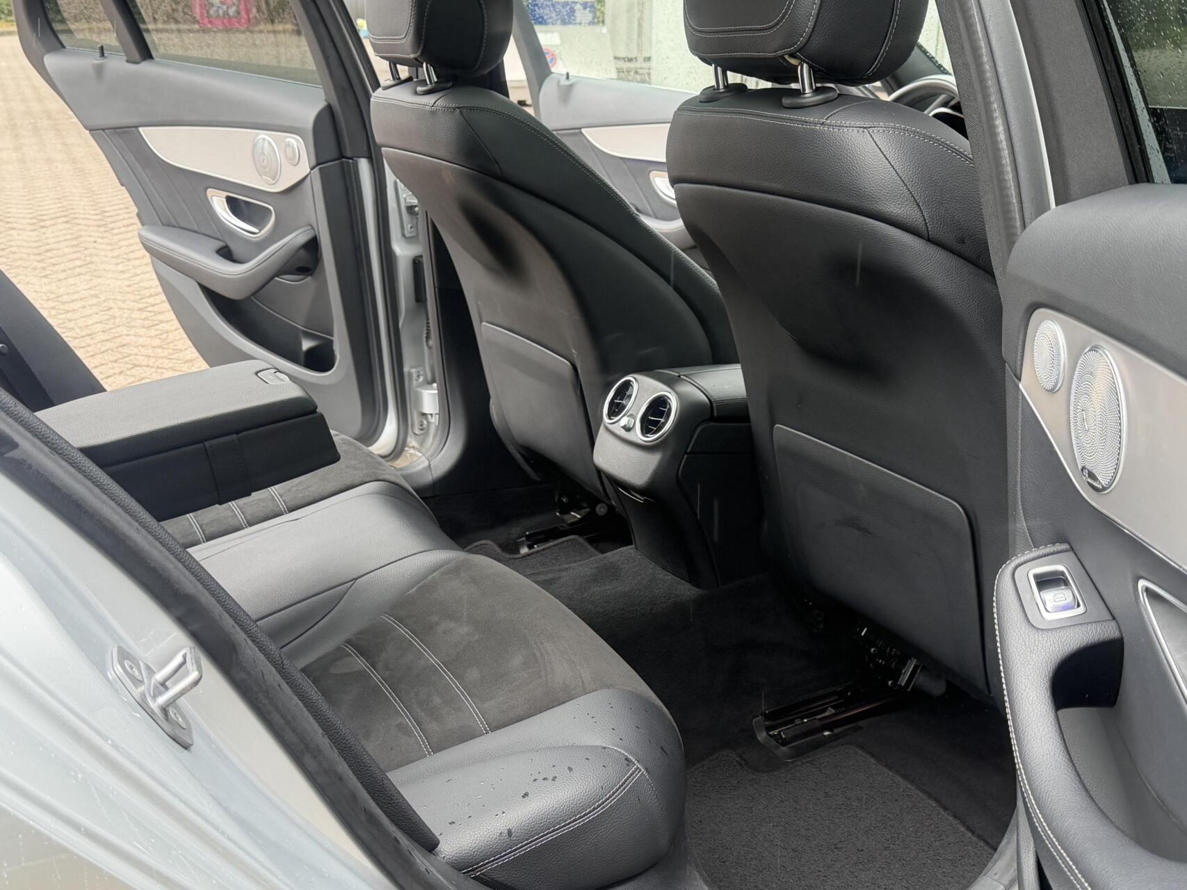 Foto van Mercedes-Benz C 200