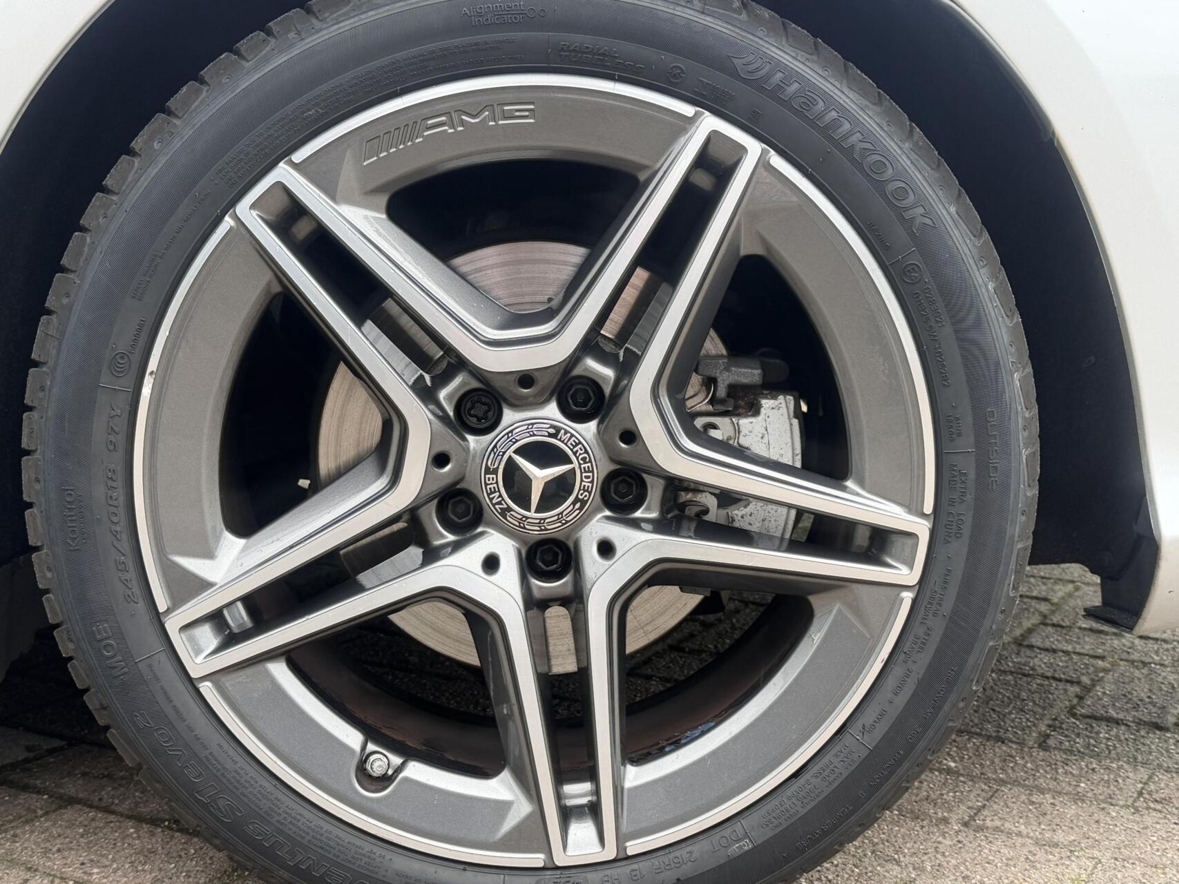Foto van Mercedes-Benz C 200