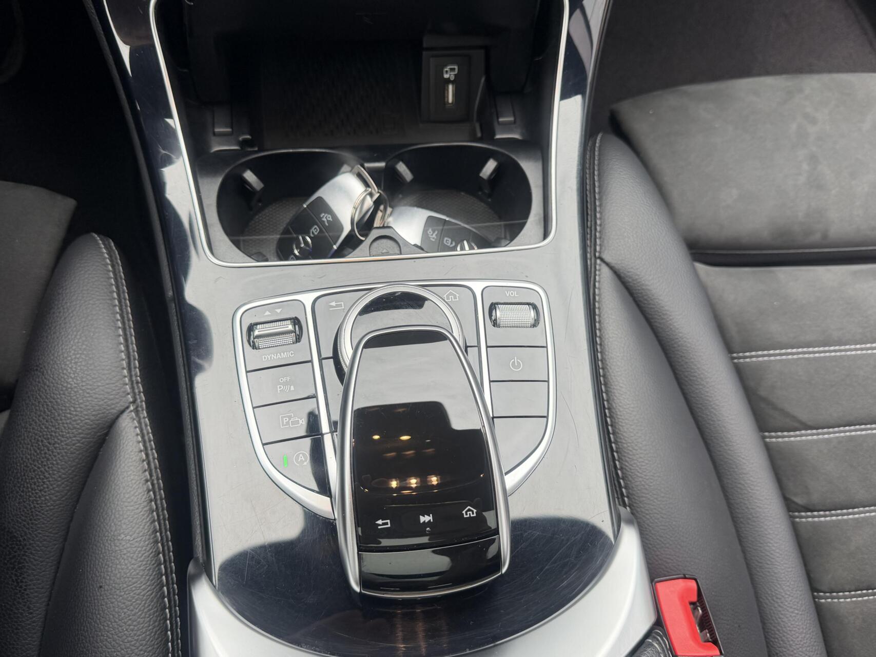 Foto van Mercedes-Benz C 200