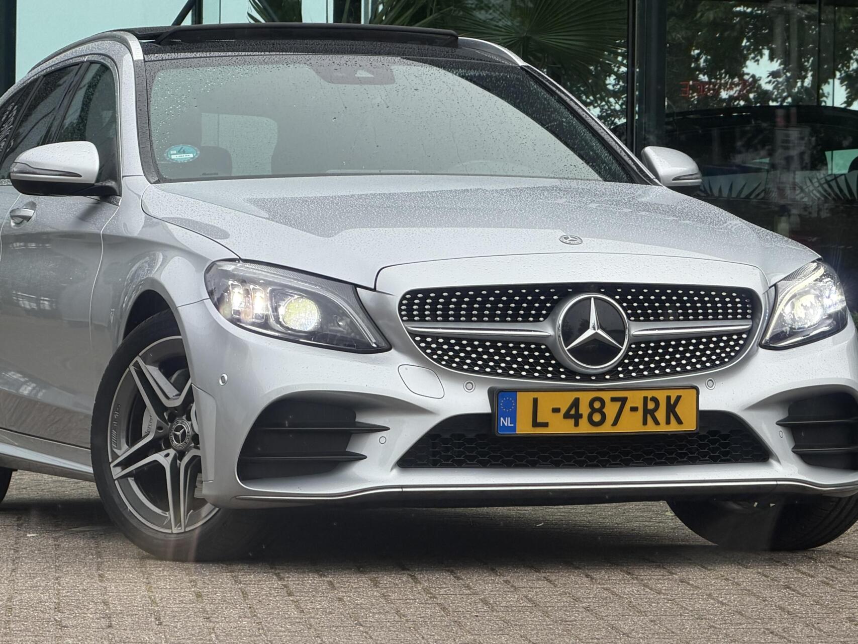 Foto van Mercedes-Benz C 200