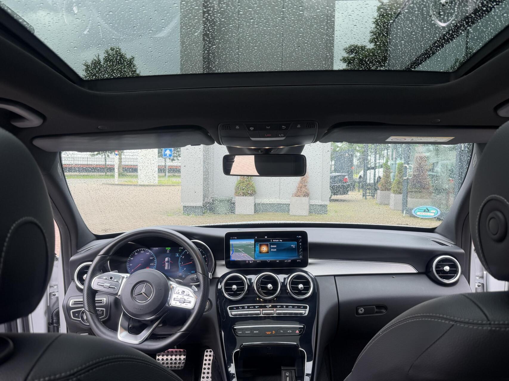 Foto van Mercedes-Benz C 200