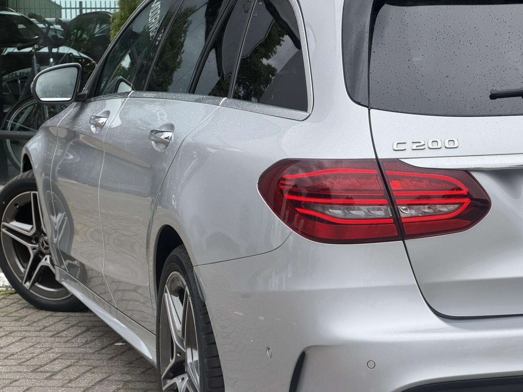 Foto van Mercedes-Benz C 200