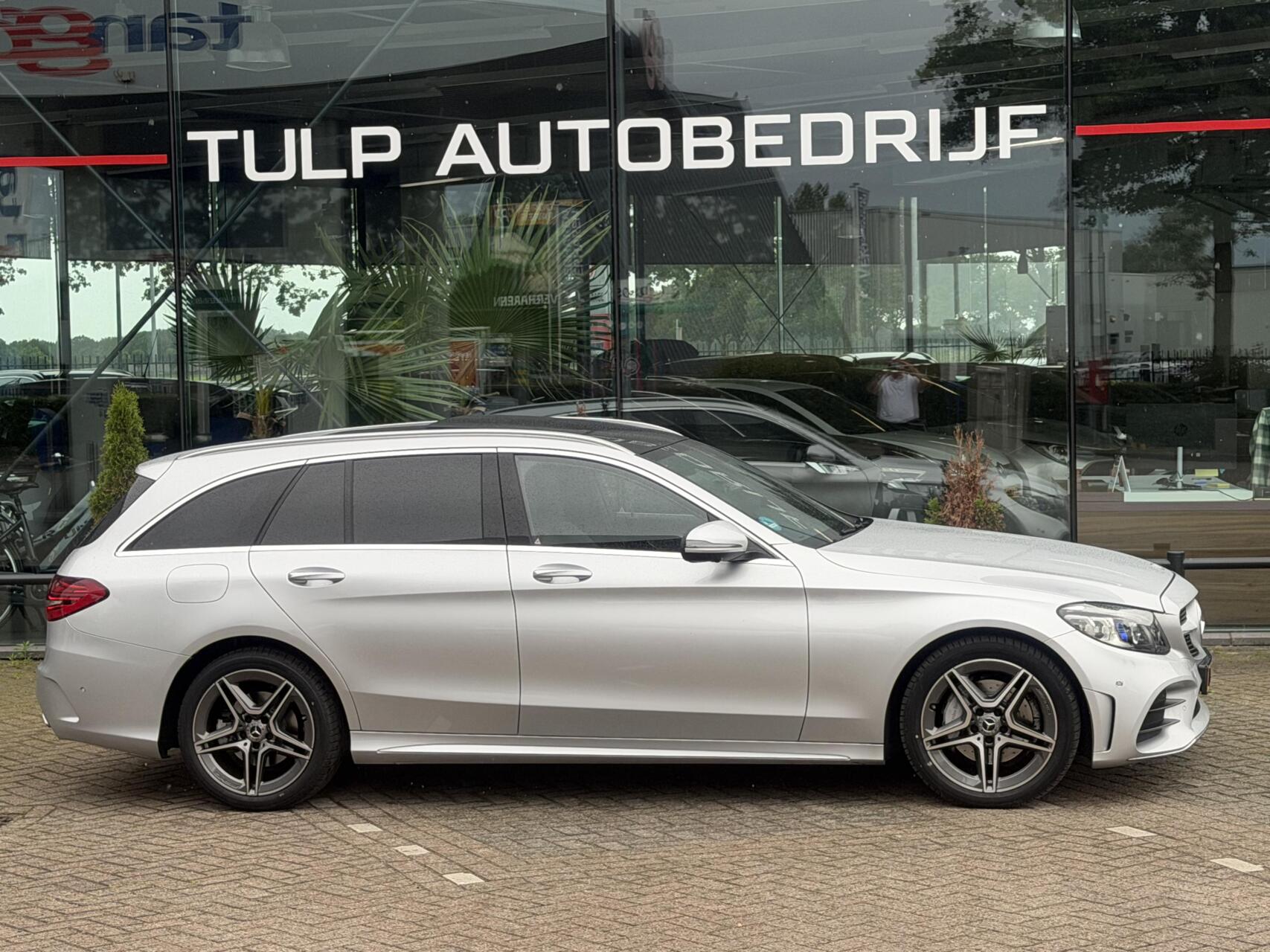 Foto van Mercedes-Benz C 200