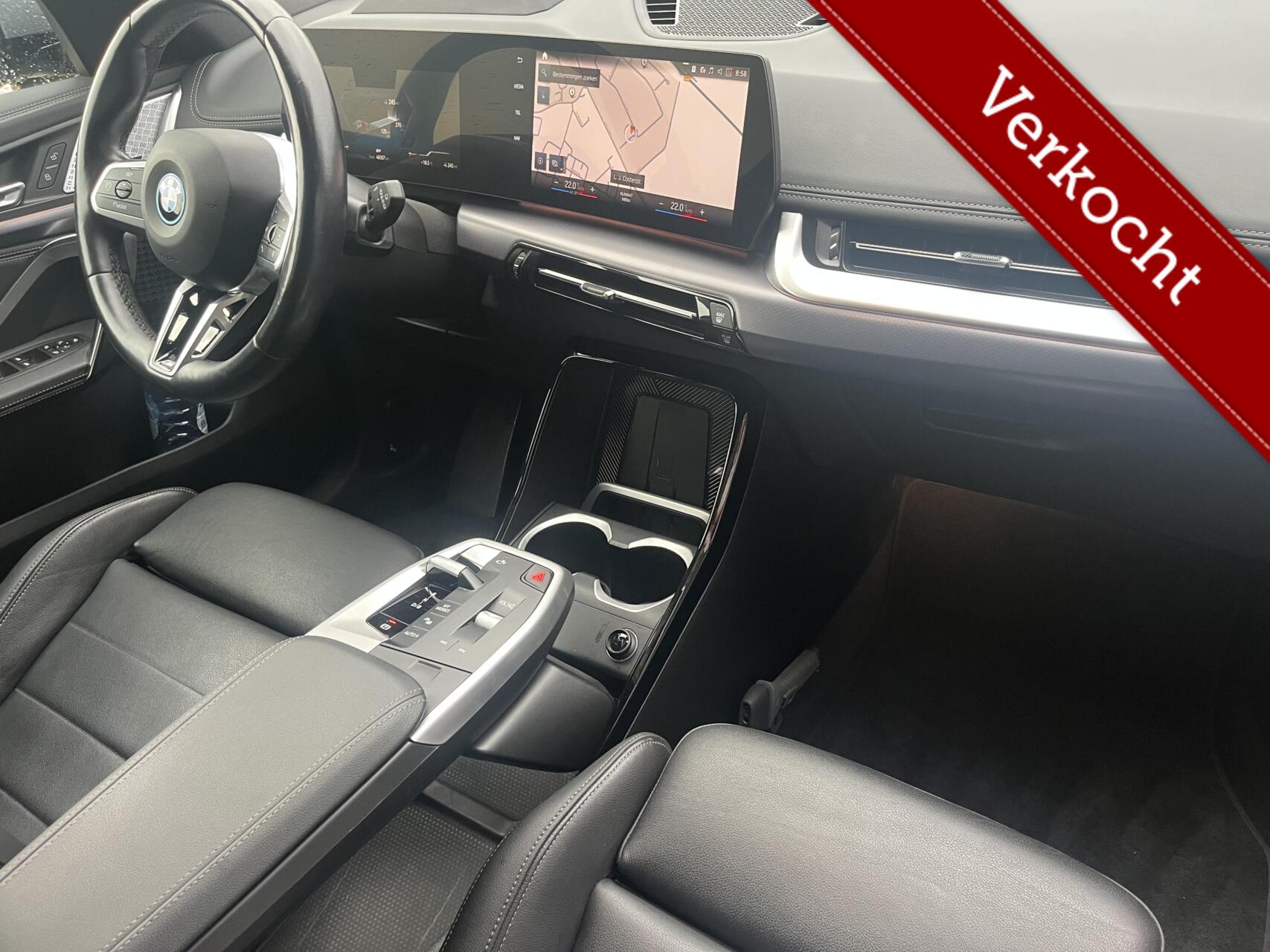 Foto van BMW Ix1 Xdrive30