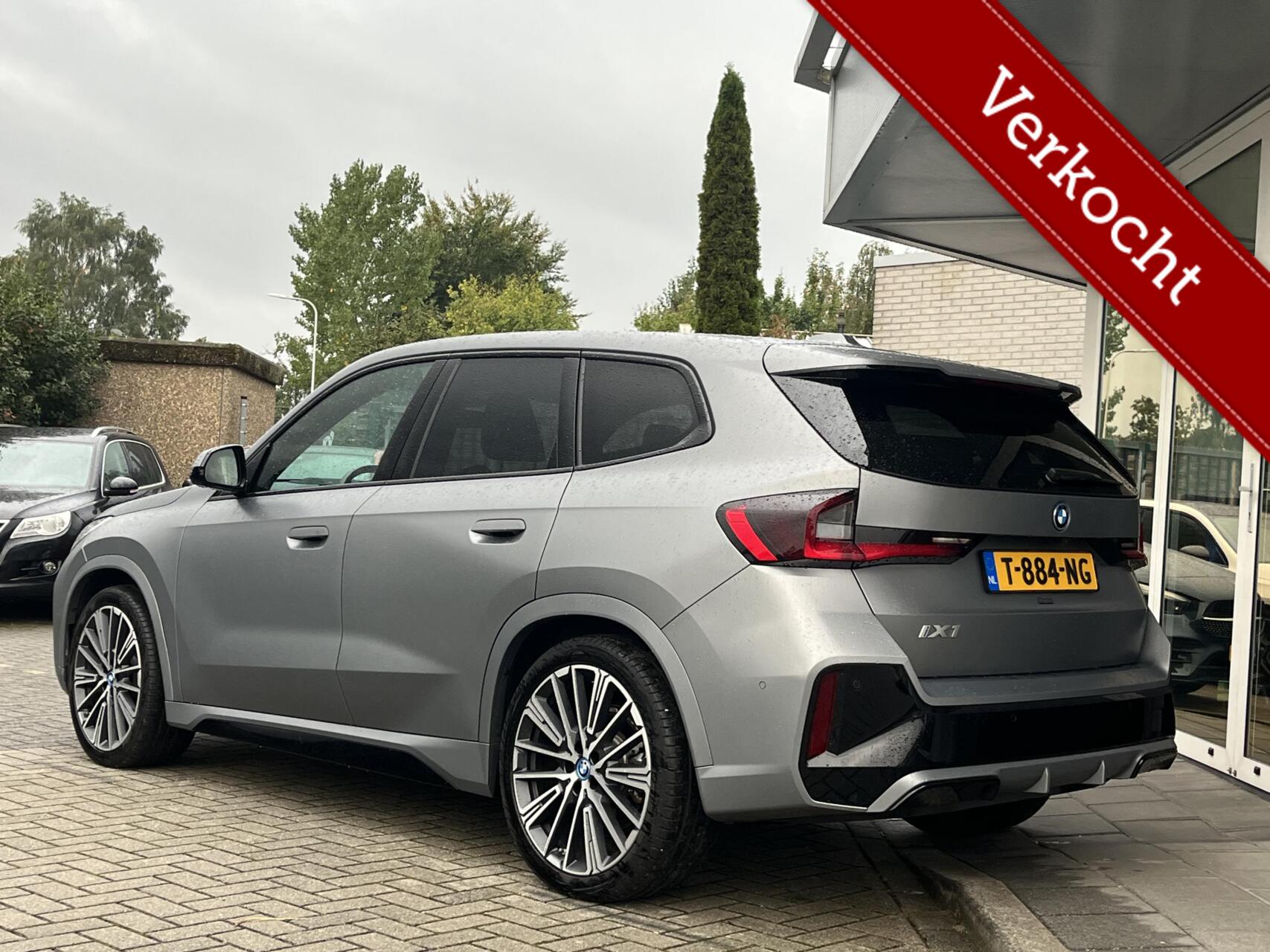 Foto van BMW Ix1 Xdrive30