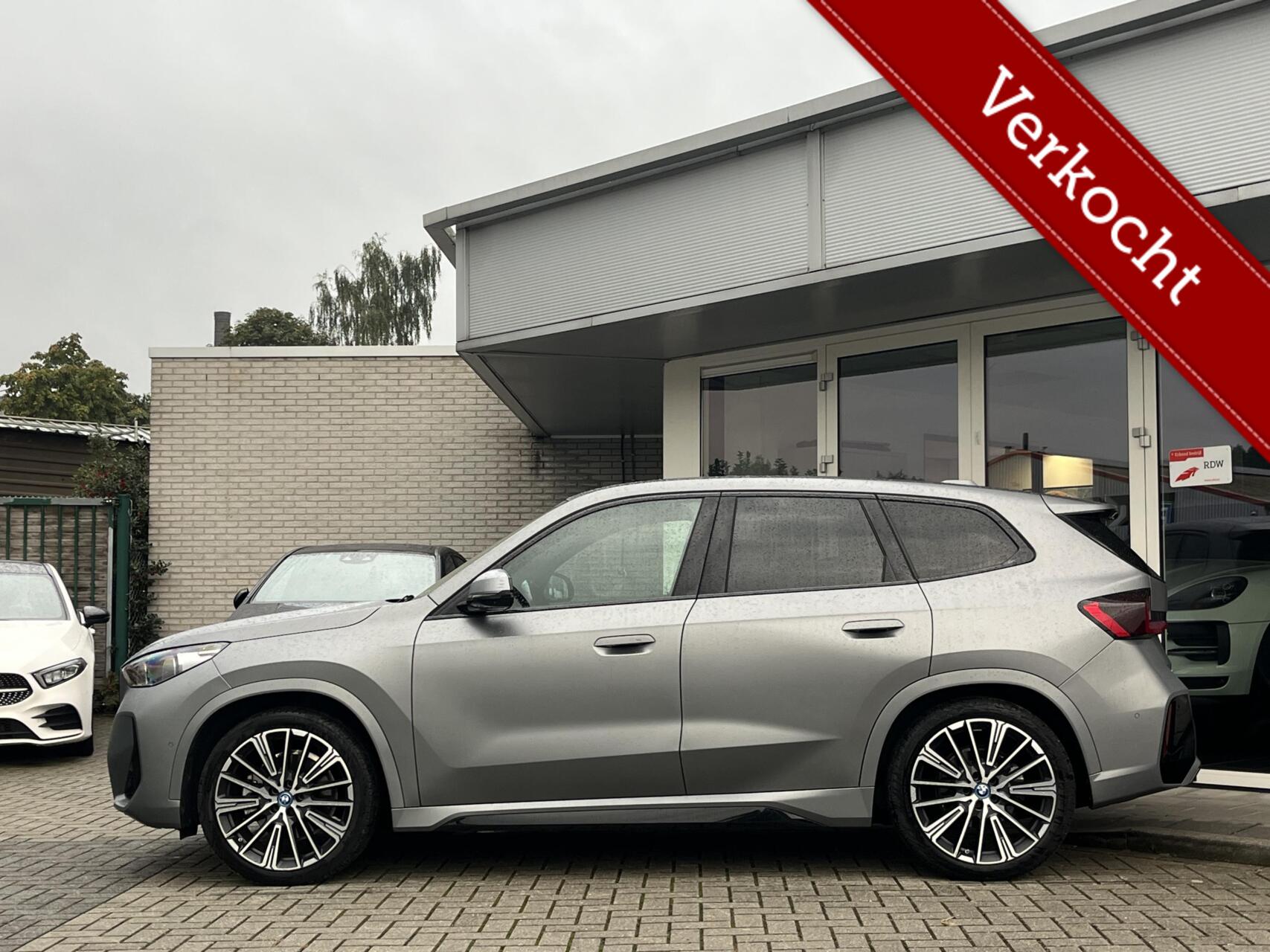 Foto van BMW Ix1 Xdrive30