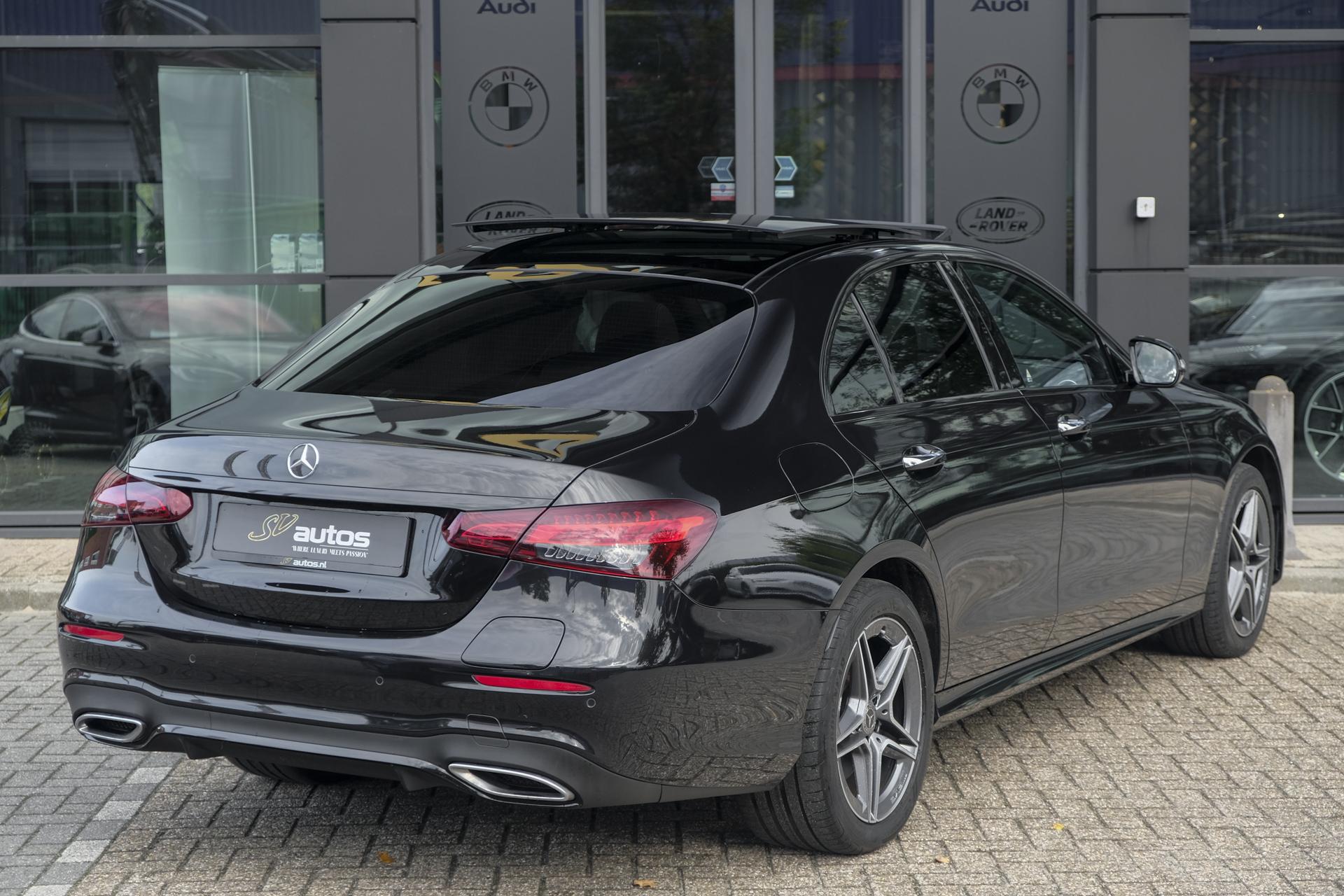 Foto van Mercedes-Benz E 300 E