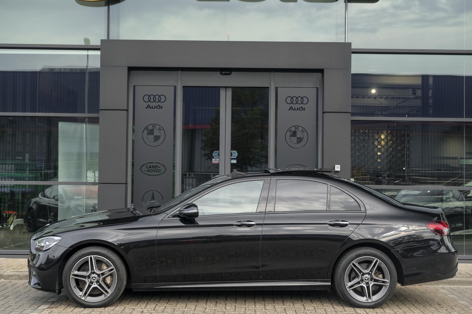 Foto van Mercedes-Benz E 300 E