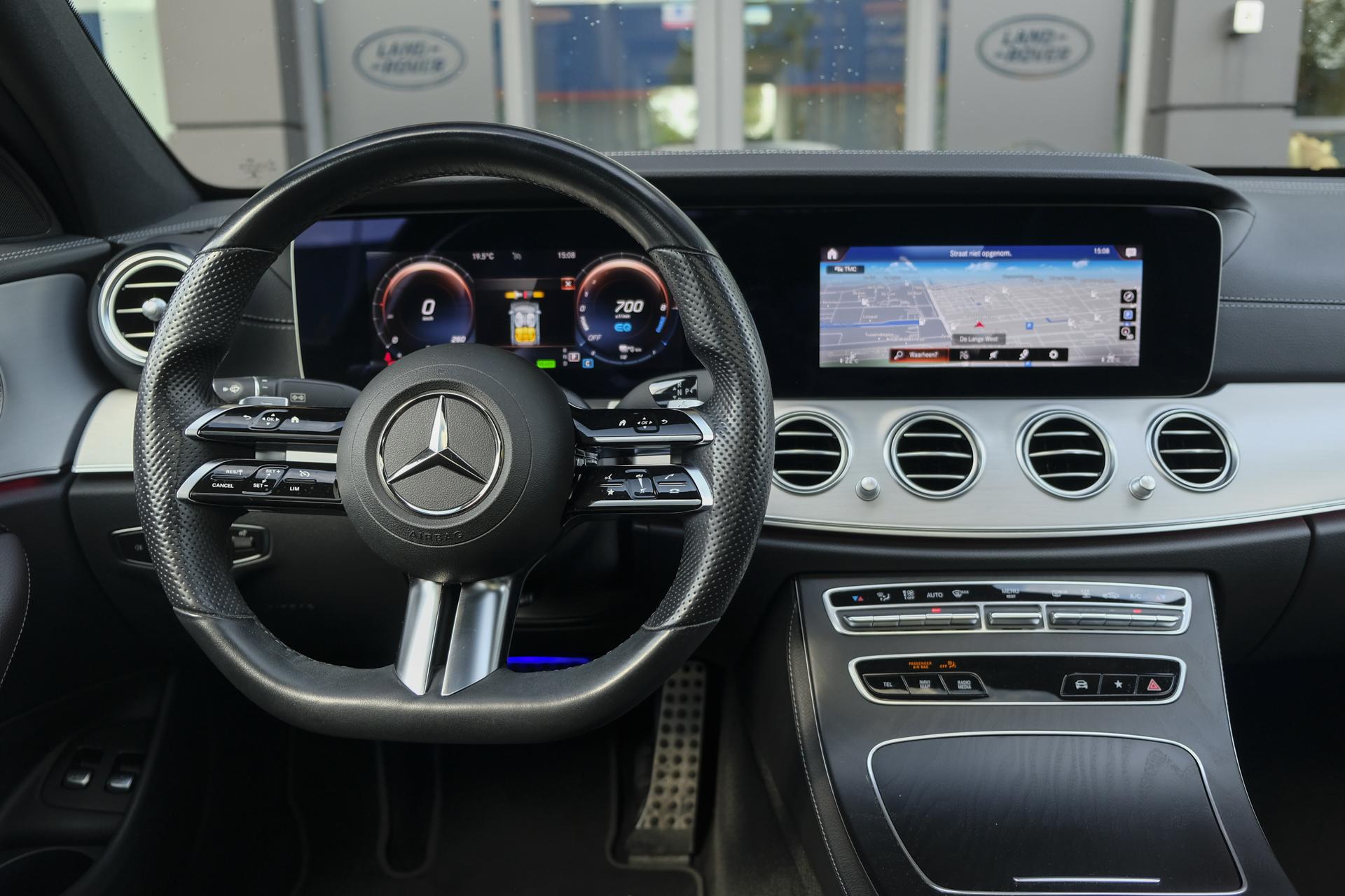 Foto van Mercedes-Benz E 300 E