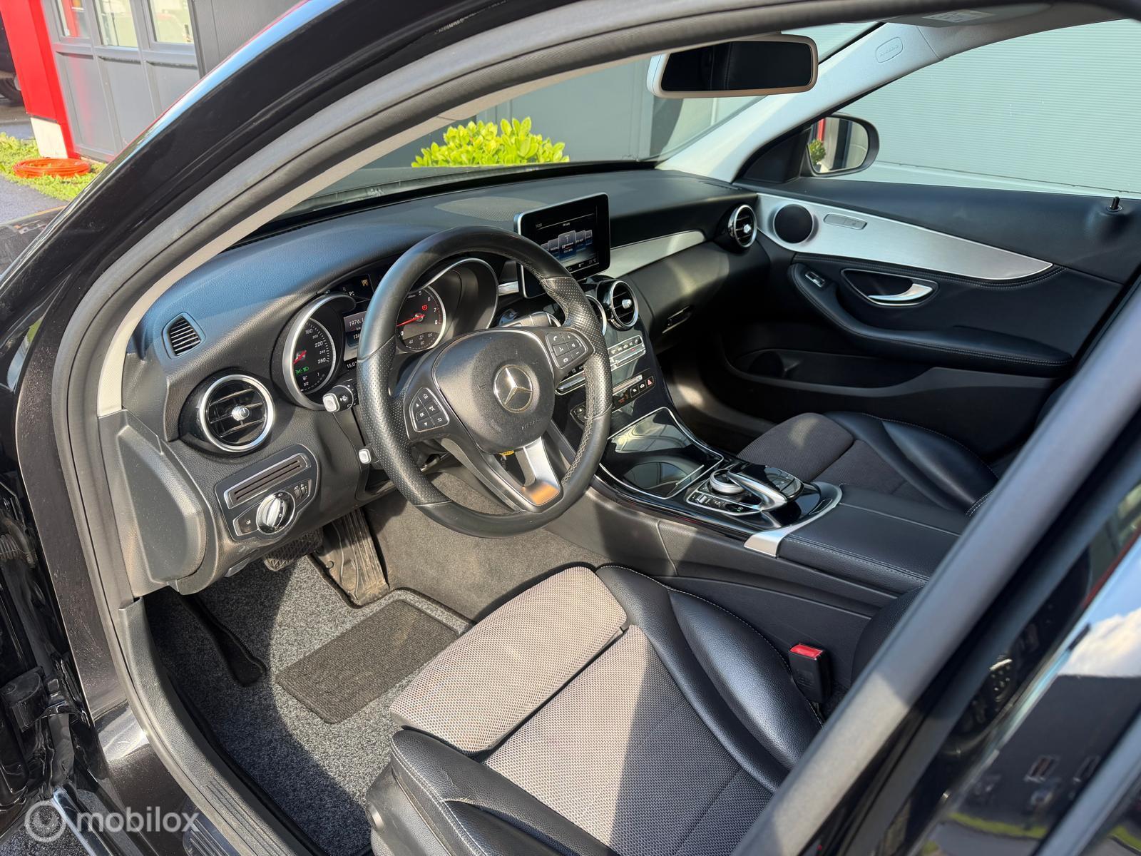 Foto van Mercedes-Benz C 200