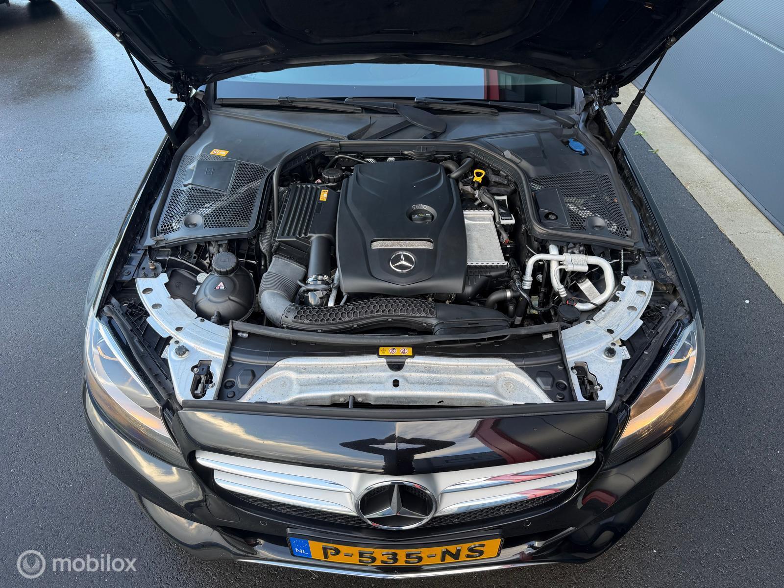 Foto van Mercedes-Benz C 200