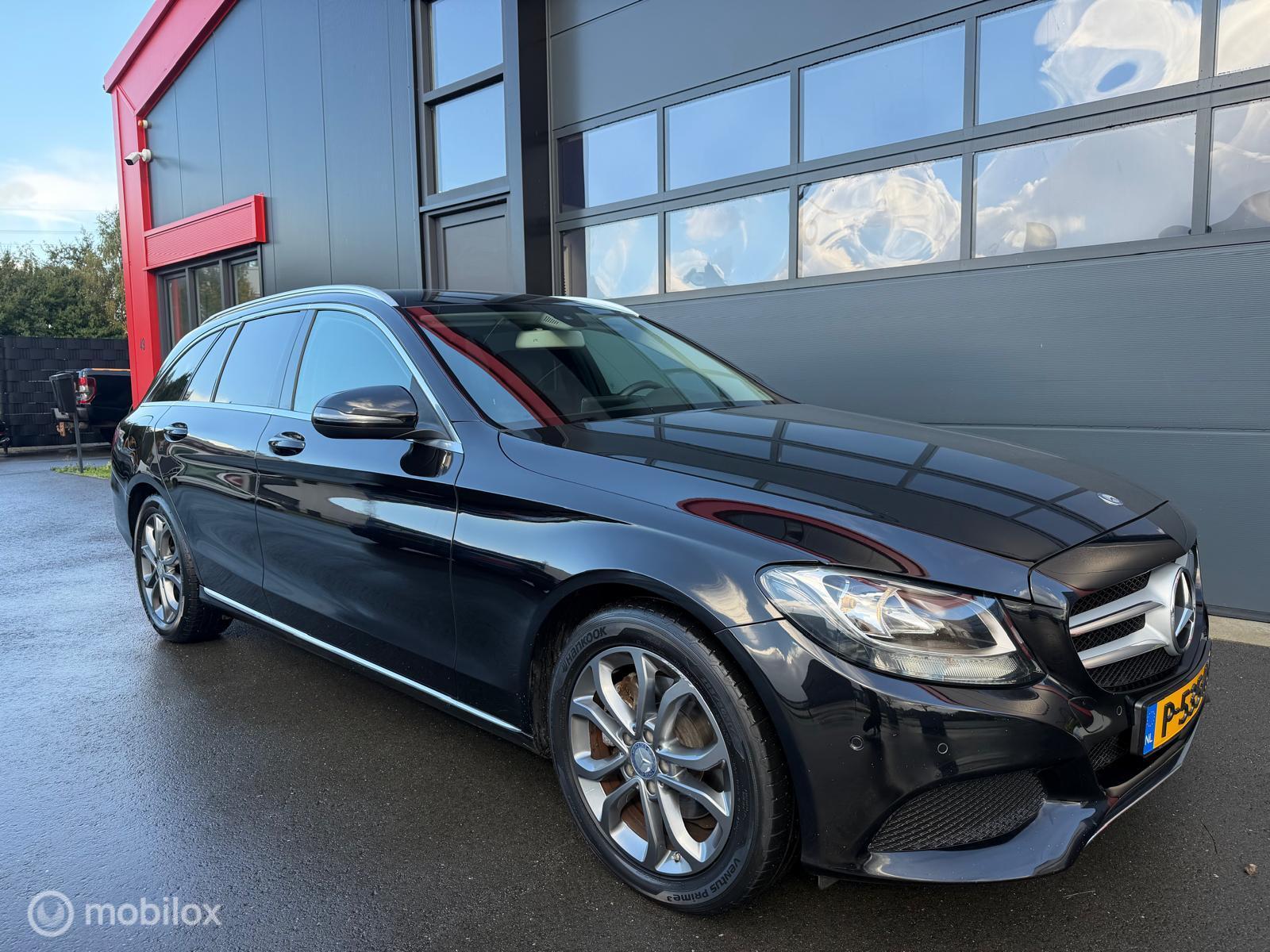Foto van Mercedes-Benz C 200