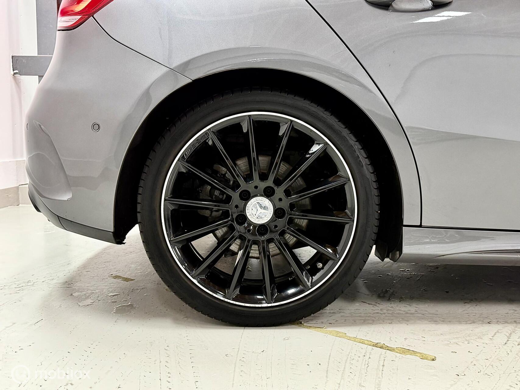 Foto van Mercedes-Benz A 200