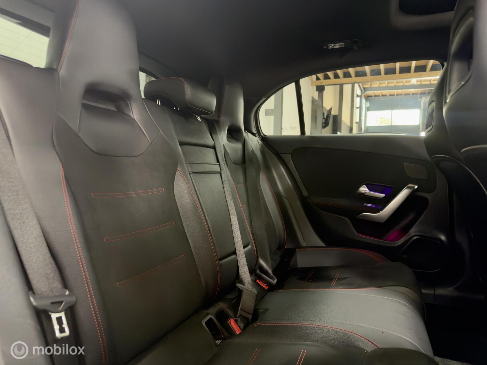 Foto van Mercedes-Benz A 200