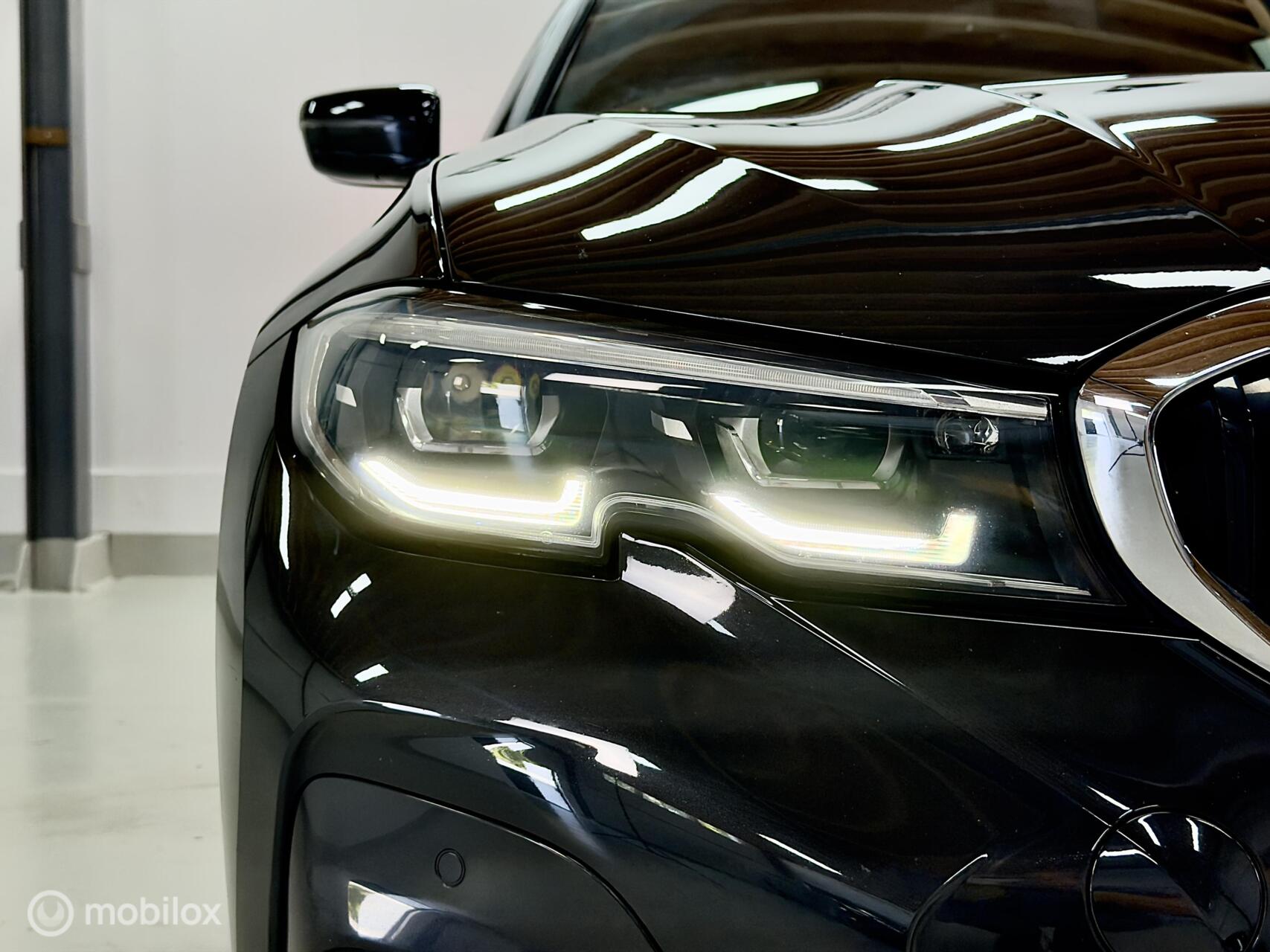 Foto van BMW 320i