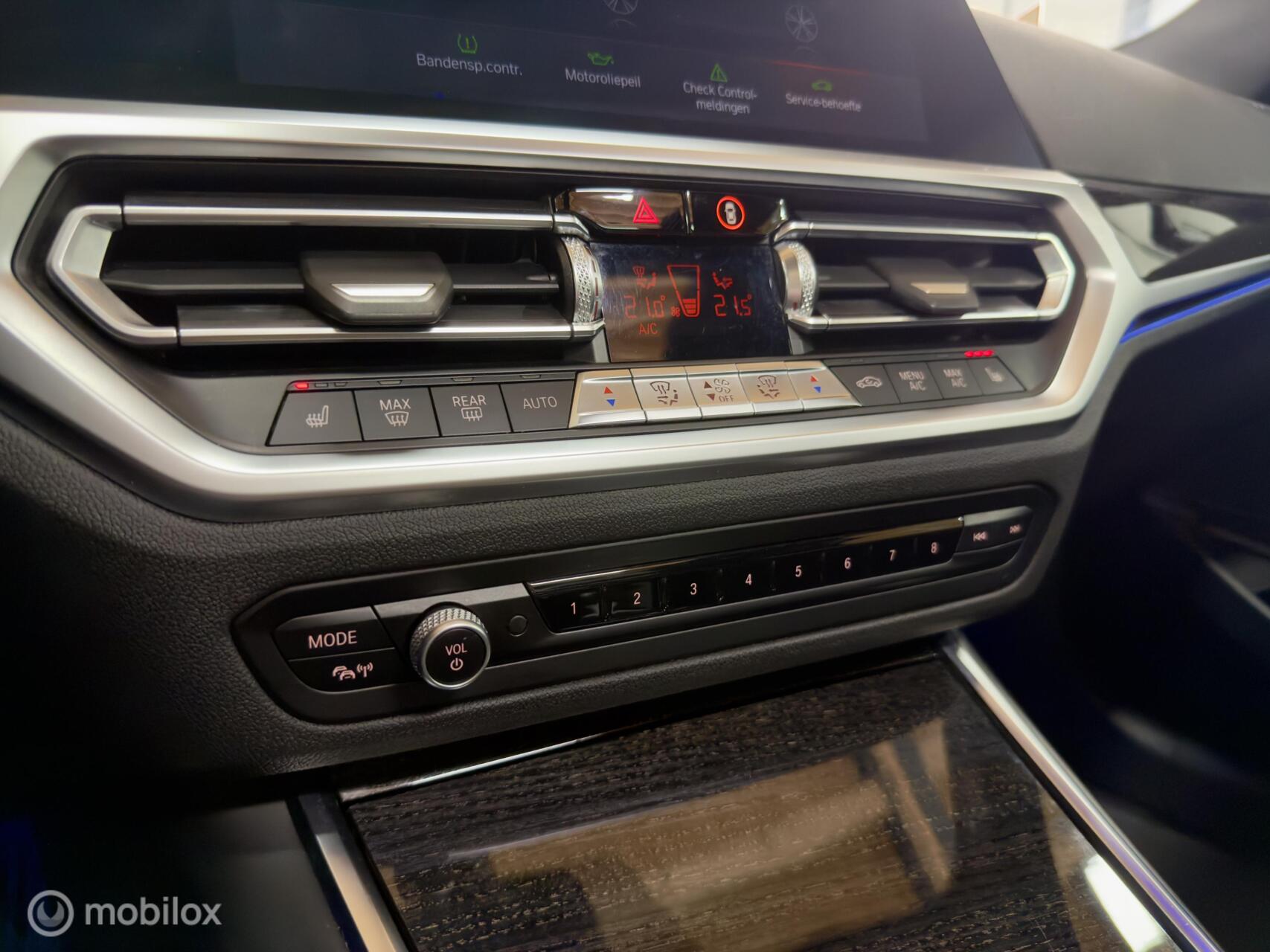 Foto van BMW 320i