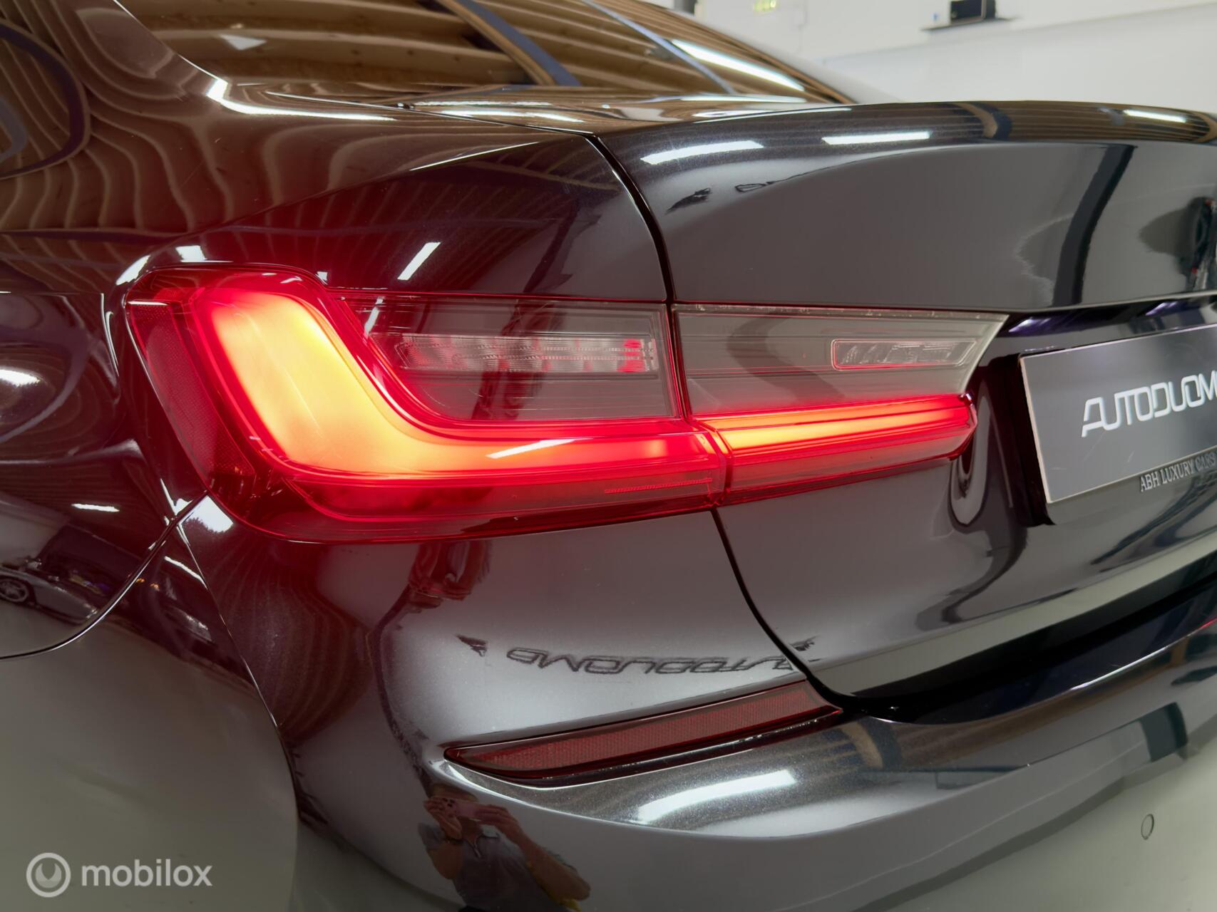 Foto van BMW 320i