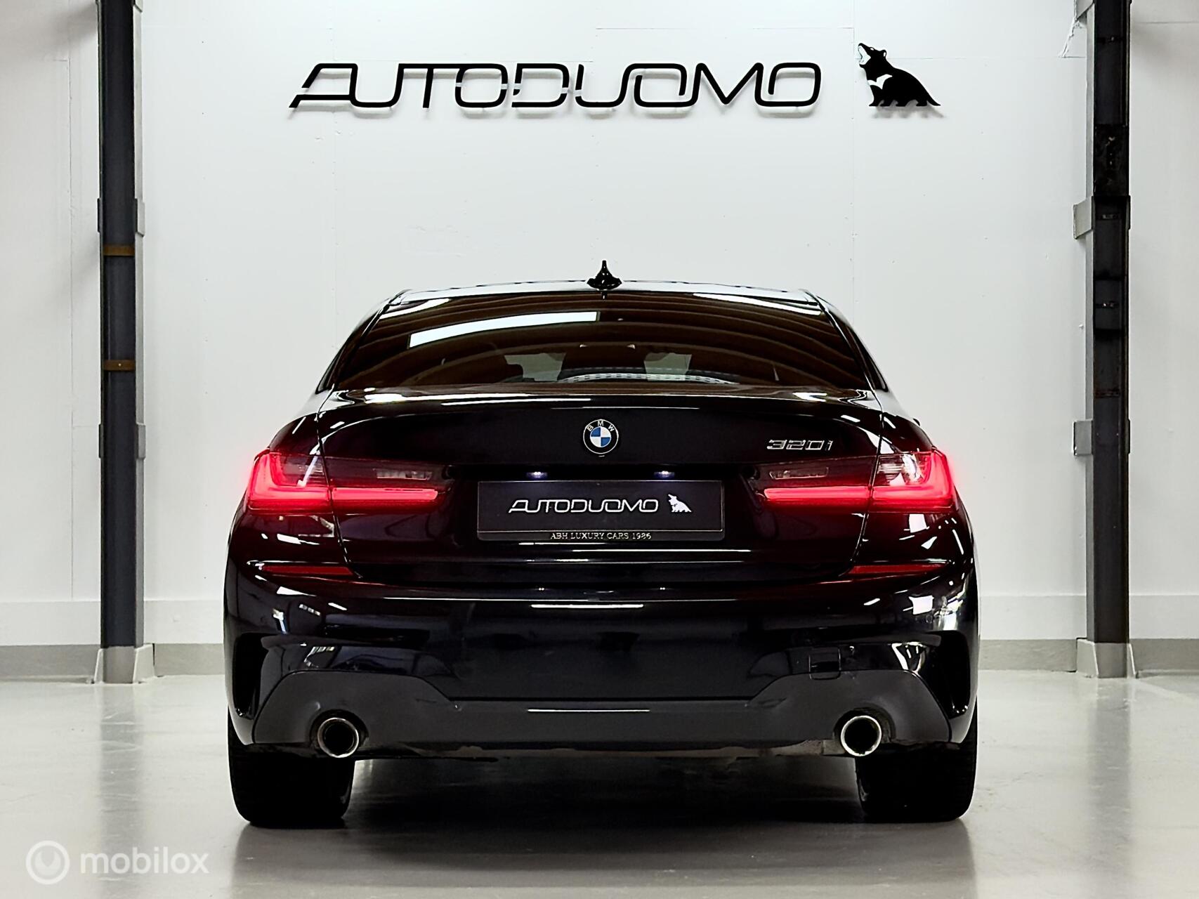 Foto van BMW 320i