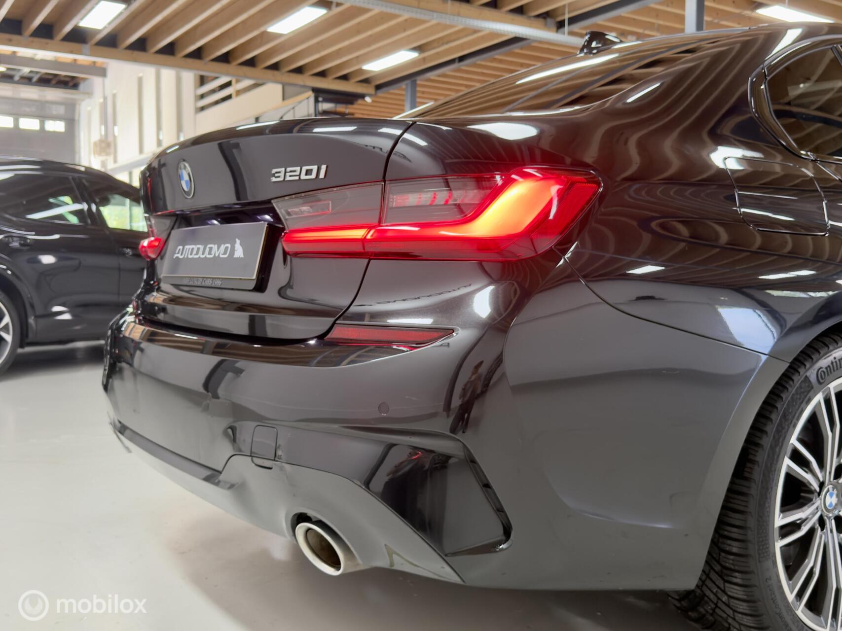 Foto van BMW 320i