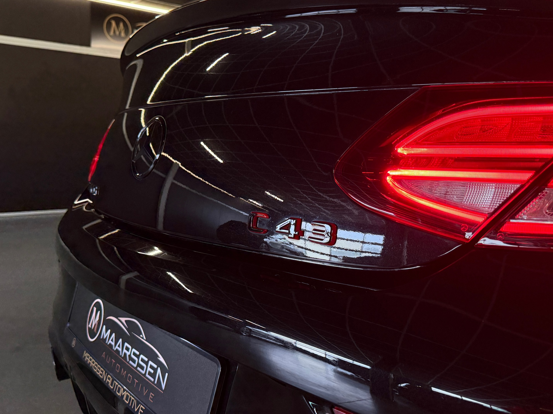 Foto van Mercedes-Benz AMG C 43