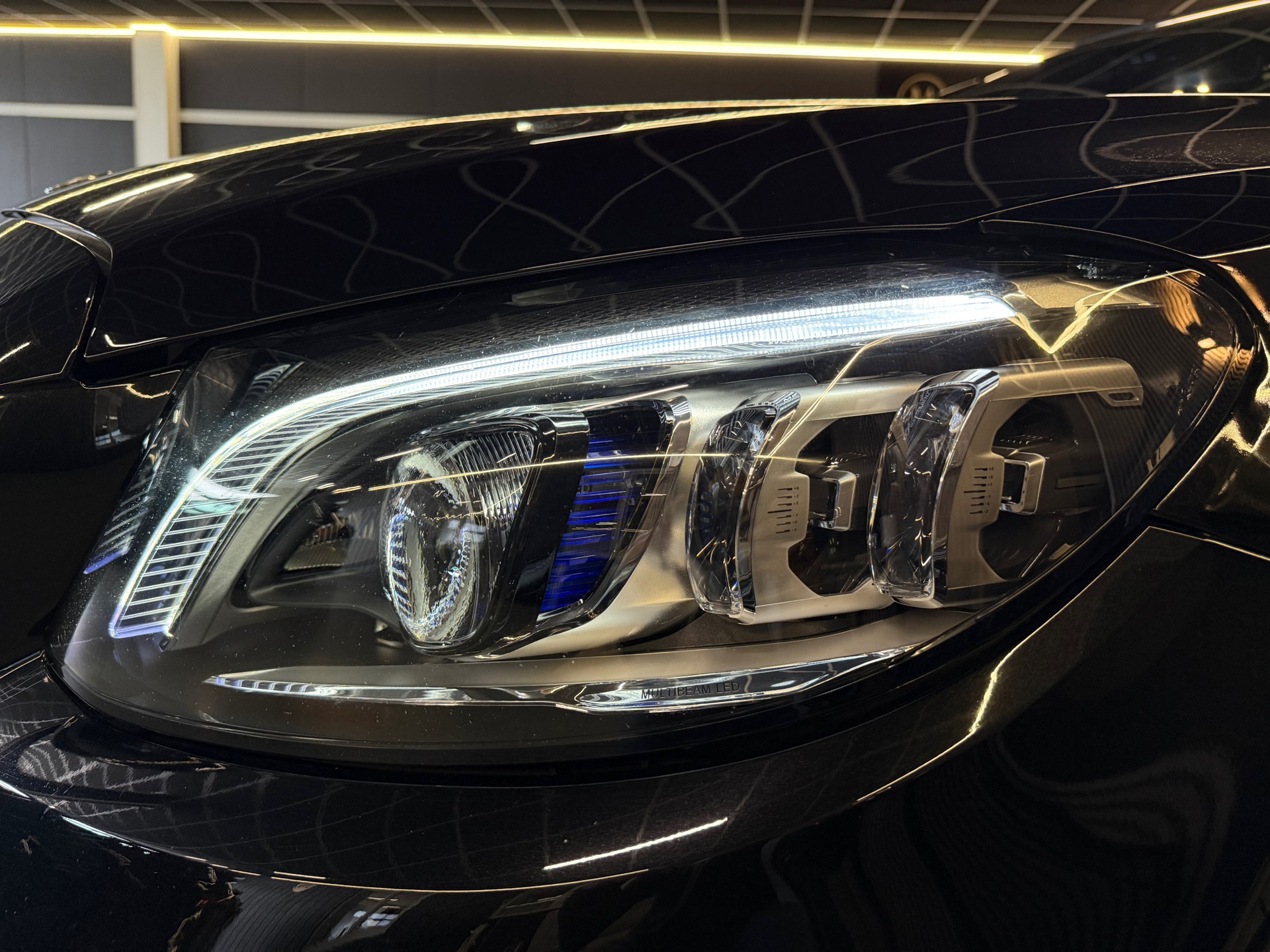 Foto van Mercedes-Benz AMG C 43