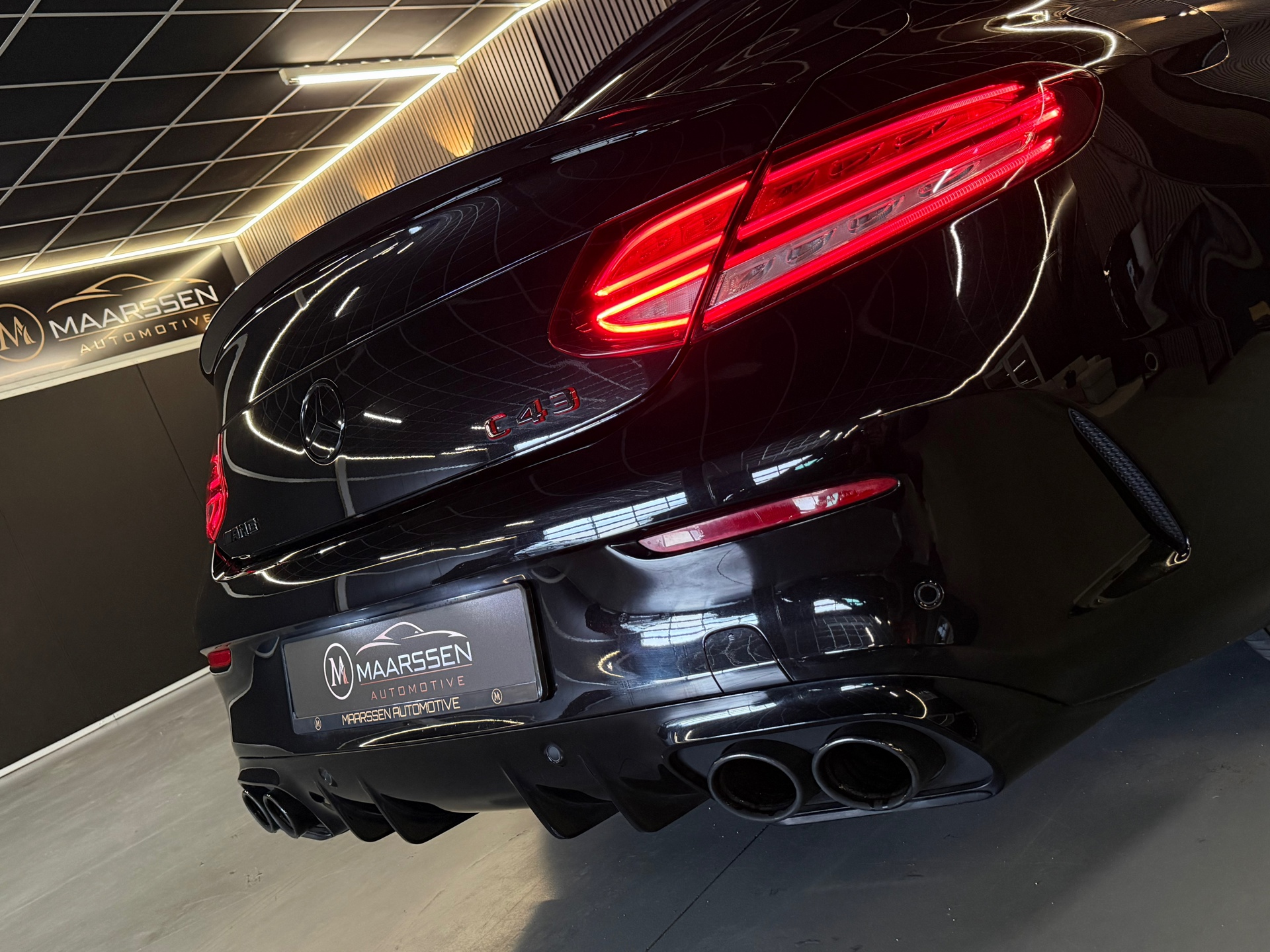 Foto van Mercedes-Benz AMG C 43