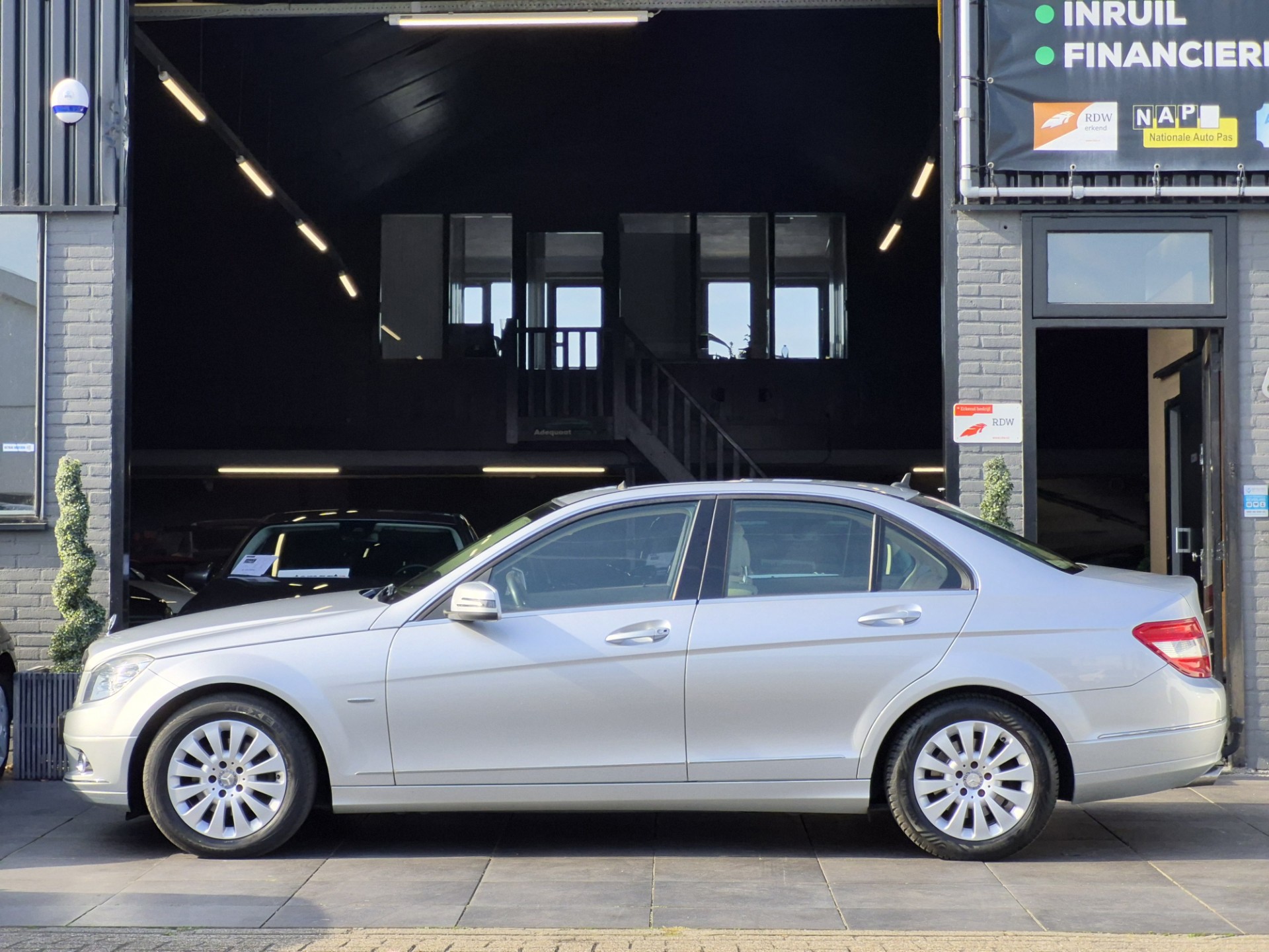 Foto van Mercedes-Benz C 200 Kompressor