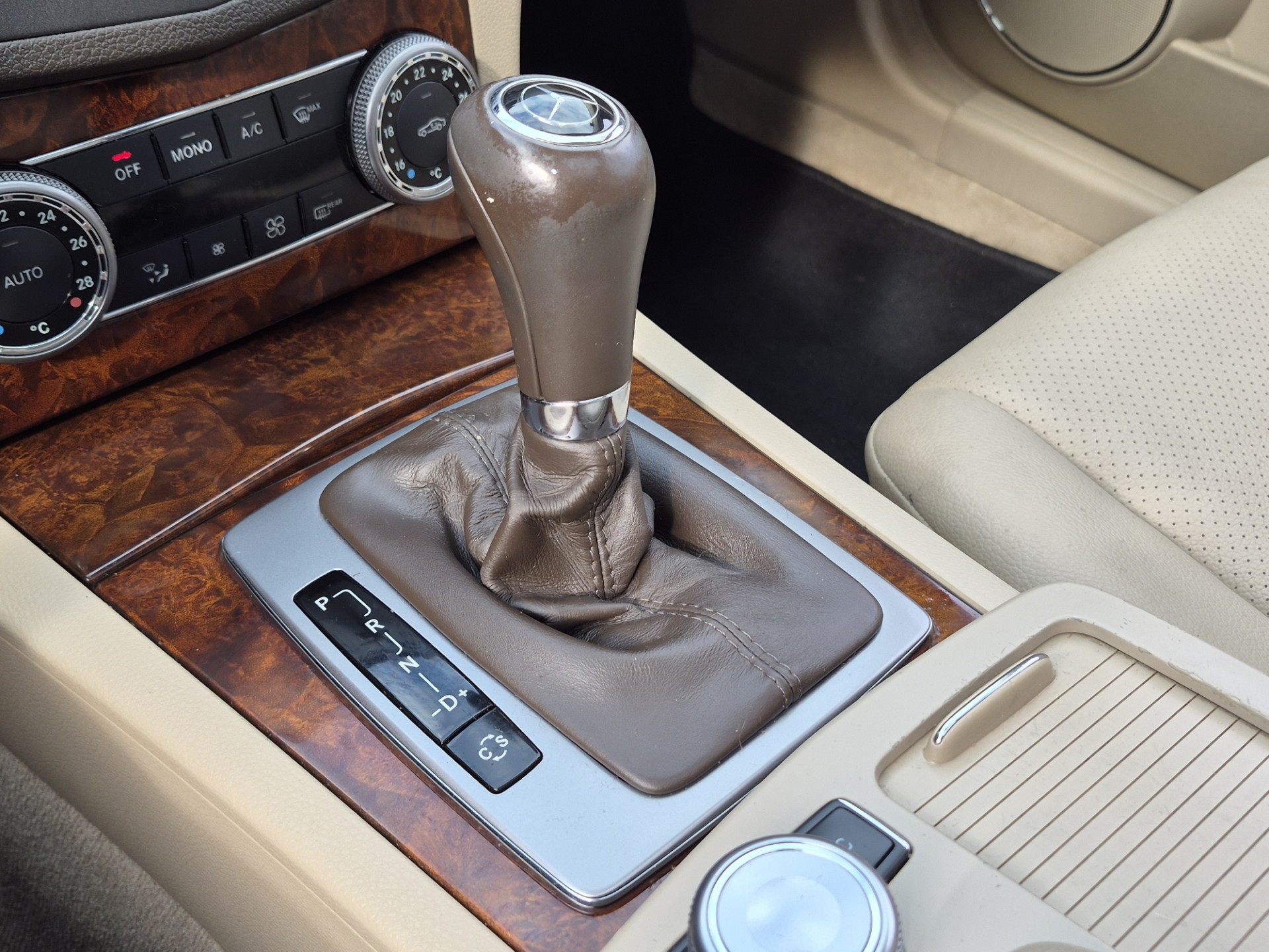 Foto van Mercedes-Benz C 200 Kompressor