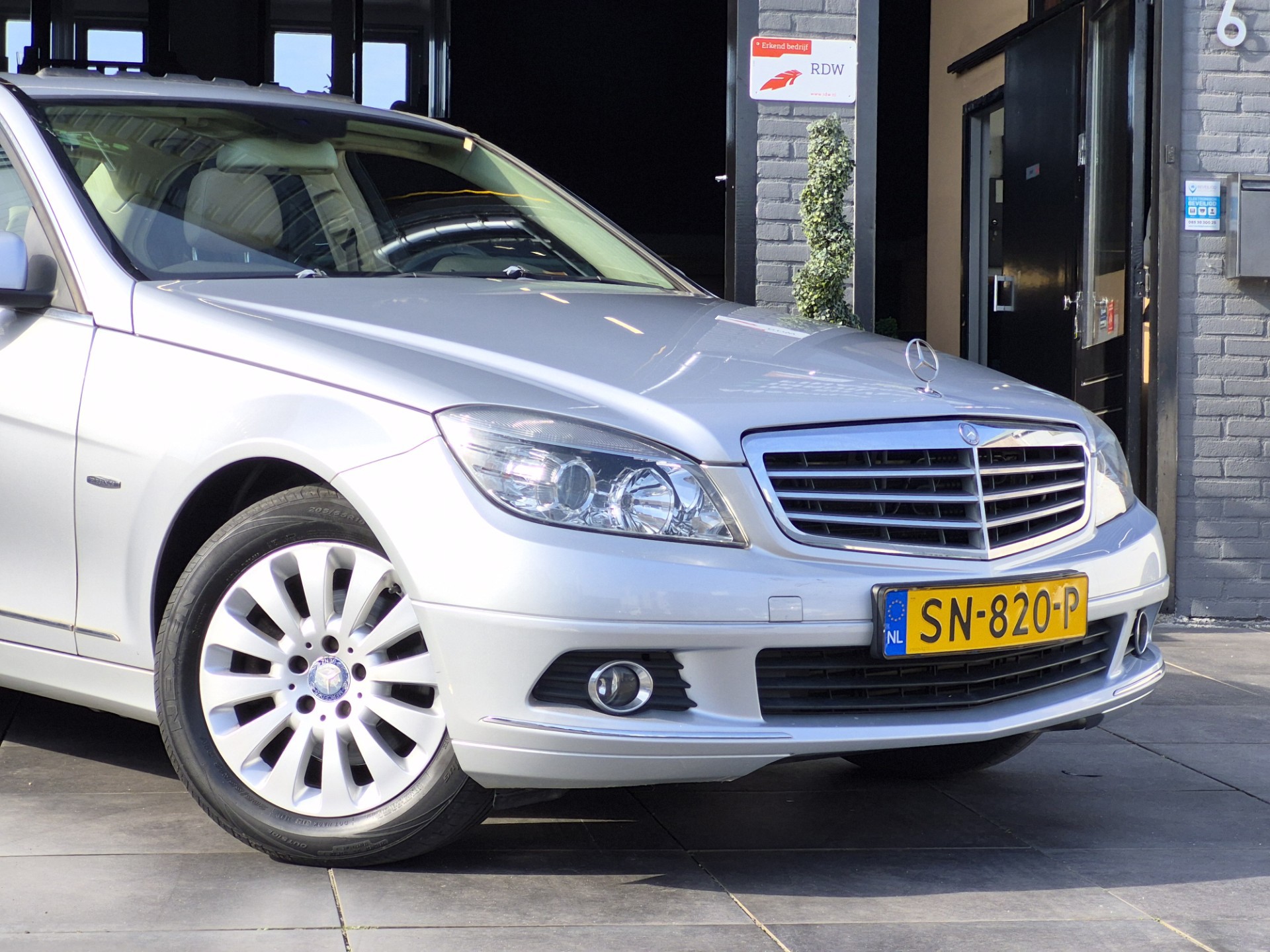 Foto van Mercedes-Benz C 200 Kompressor