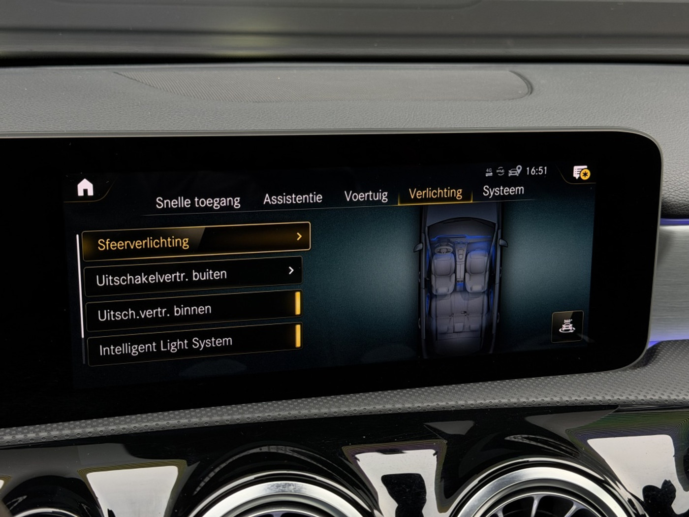 Foto van Mercedes-Benz A 180