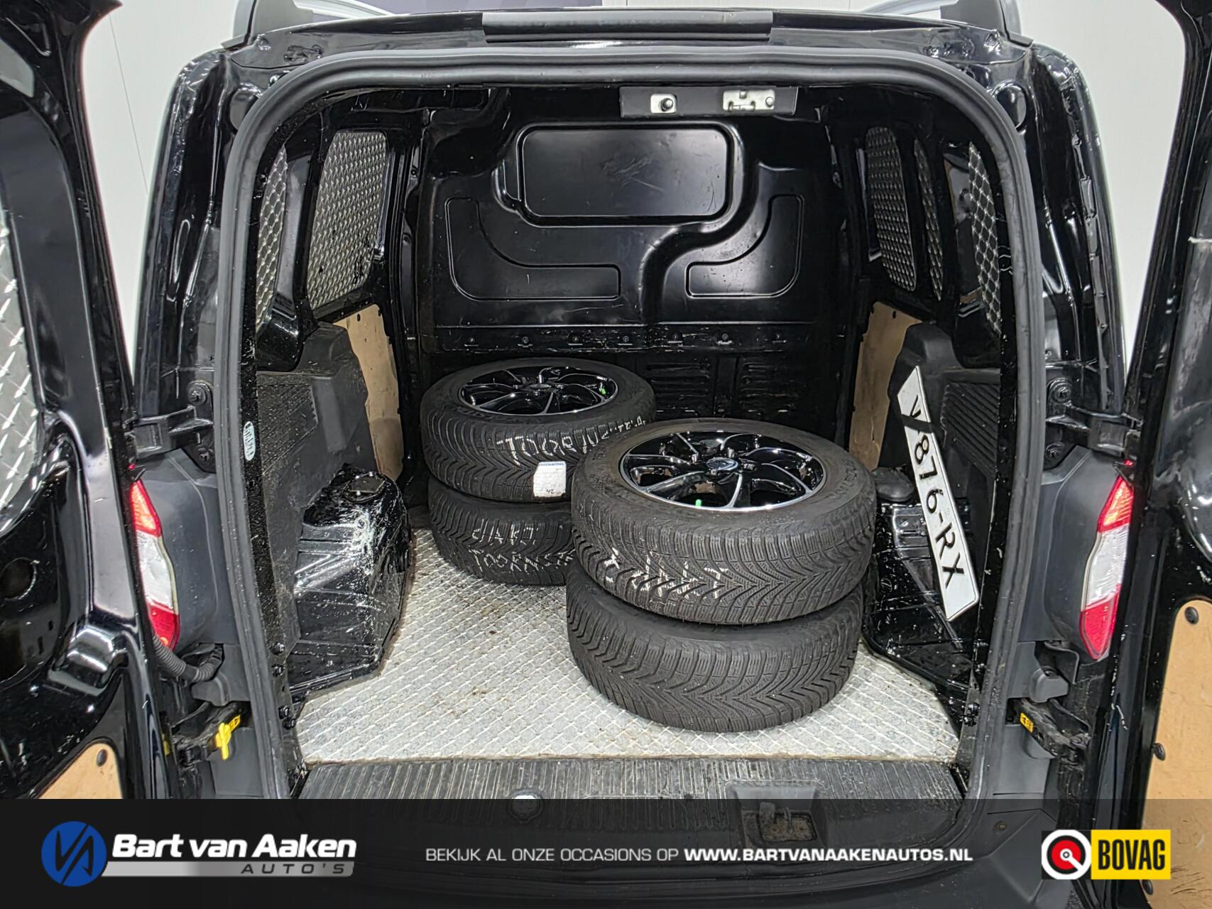 Foto van Ford Transit Courier
