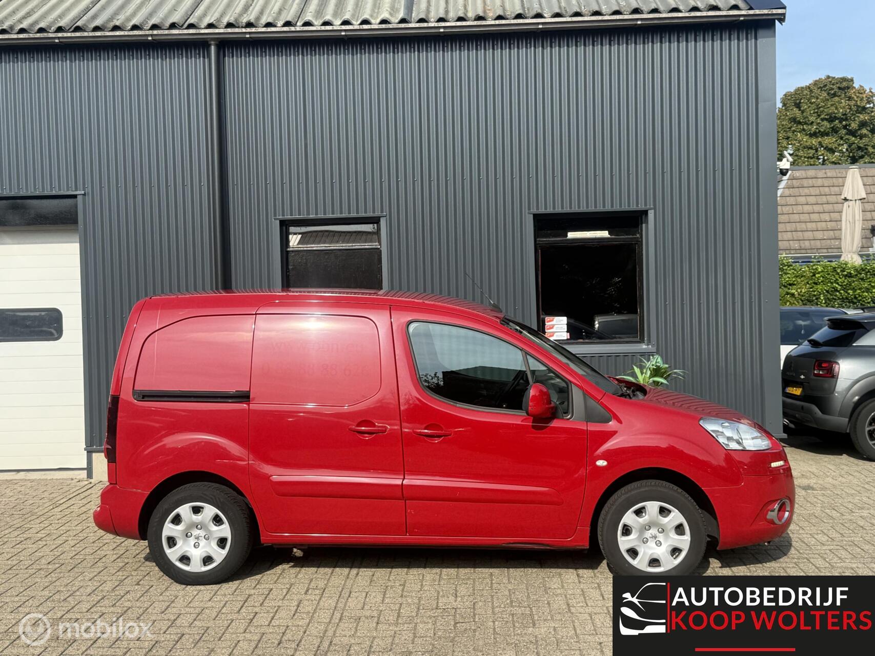 Foto van Peugeot Partner