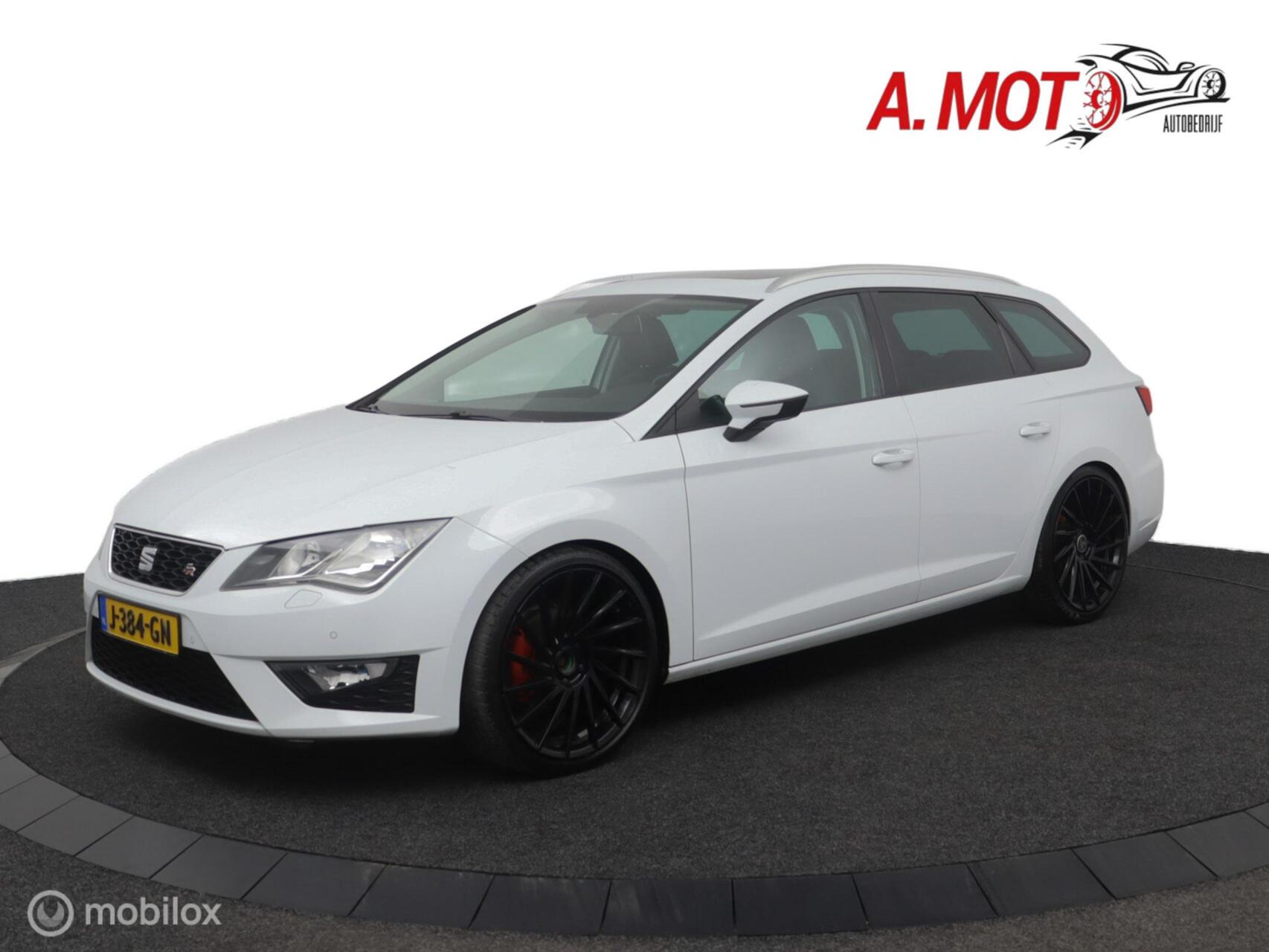 Seat Leon ST 1.4 EcoTSI Style Connect FR Uitvoering 2015 - voorkant