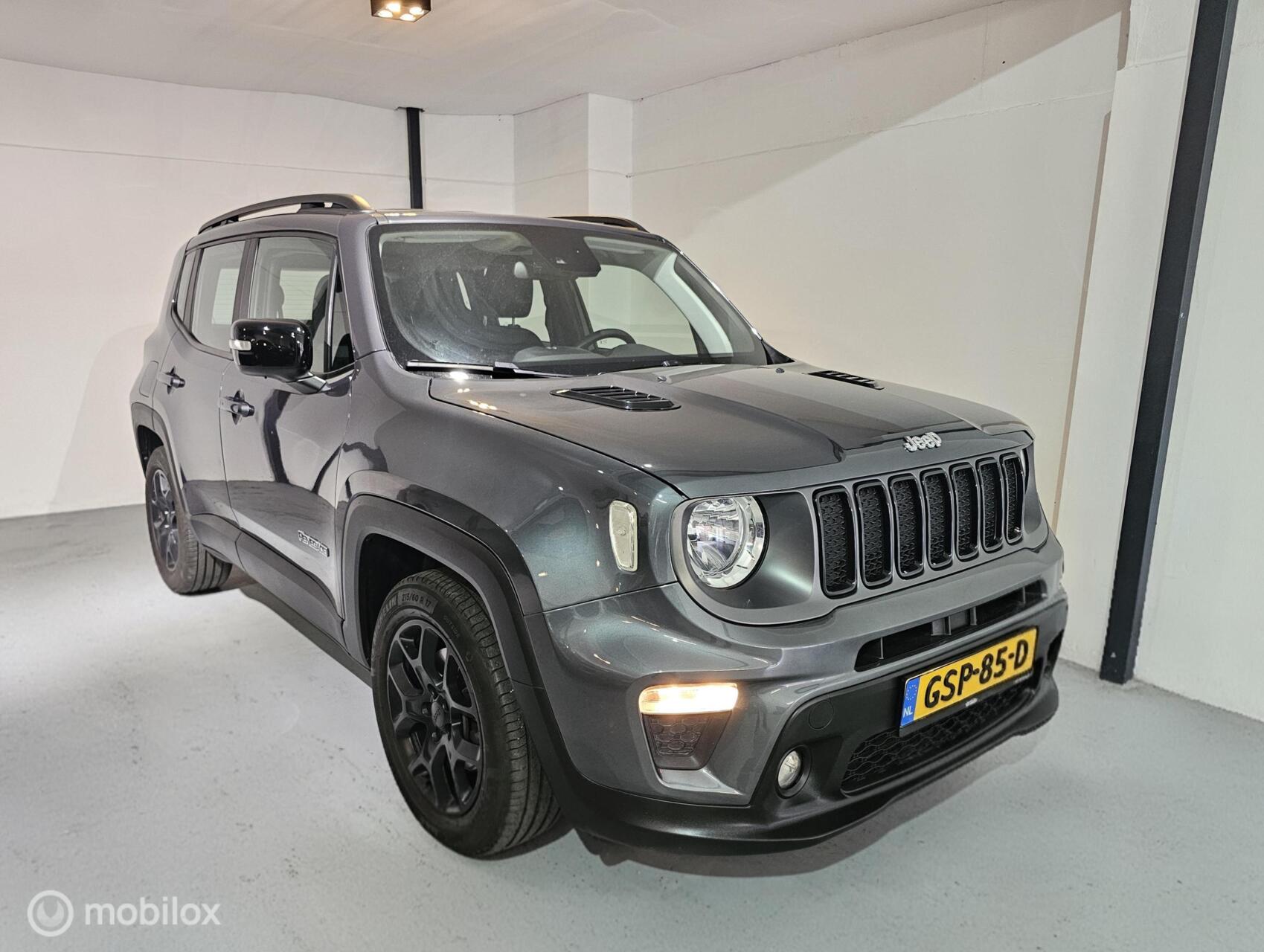 Jeep Renegade 1.5T e-Hybrid Limited 1 jaar garantie 2023 - voorkant