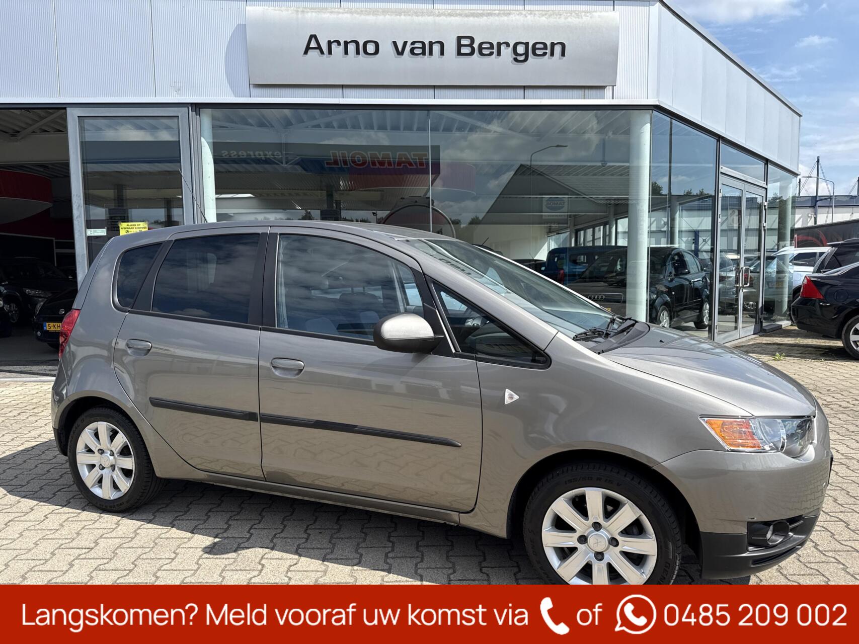 Mitsubishi Mitsubishi Colt 1.3 Edition Two, AUTOMAAT, airco, cruisecontrol, trekhaak afneembaar, top onderhouden ! 2011 - voorkant