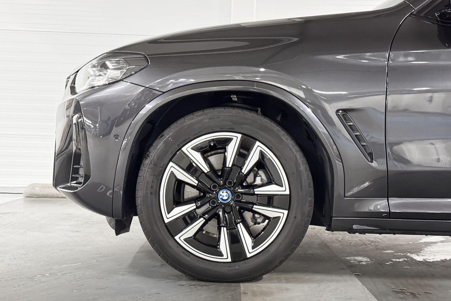 Foto van BMW Ix3